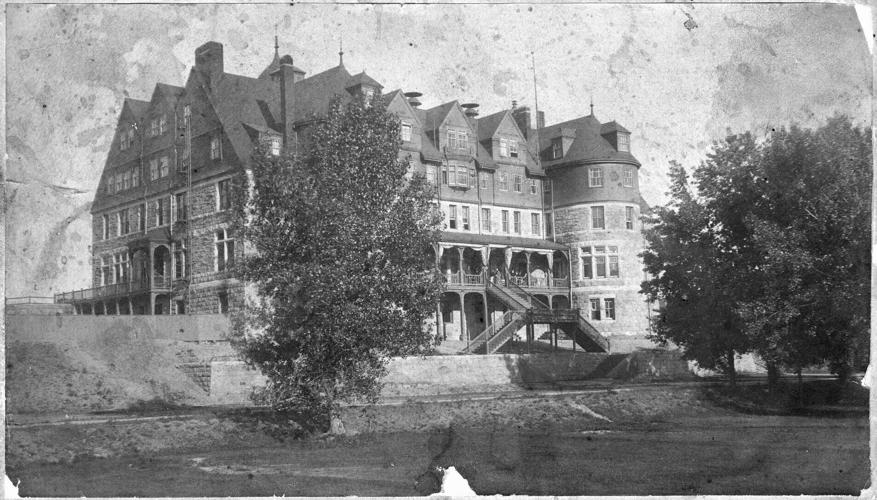 061422-history 001-7625.jpg