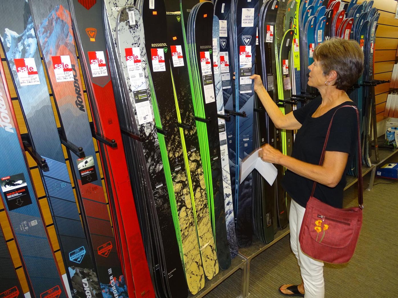 This weekend’s ski sales hark back to Sniagrab