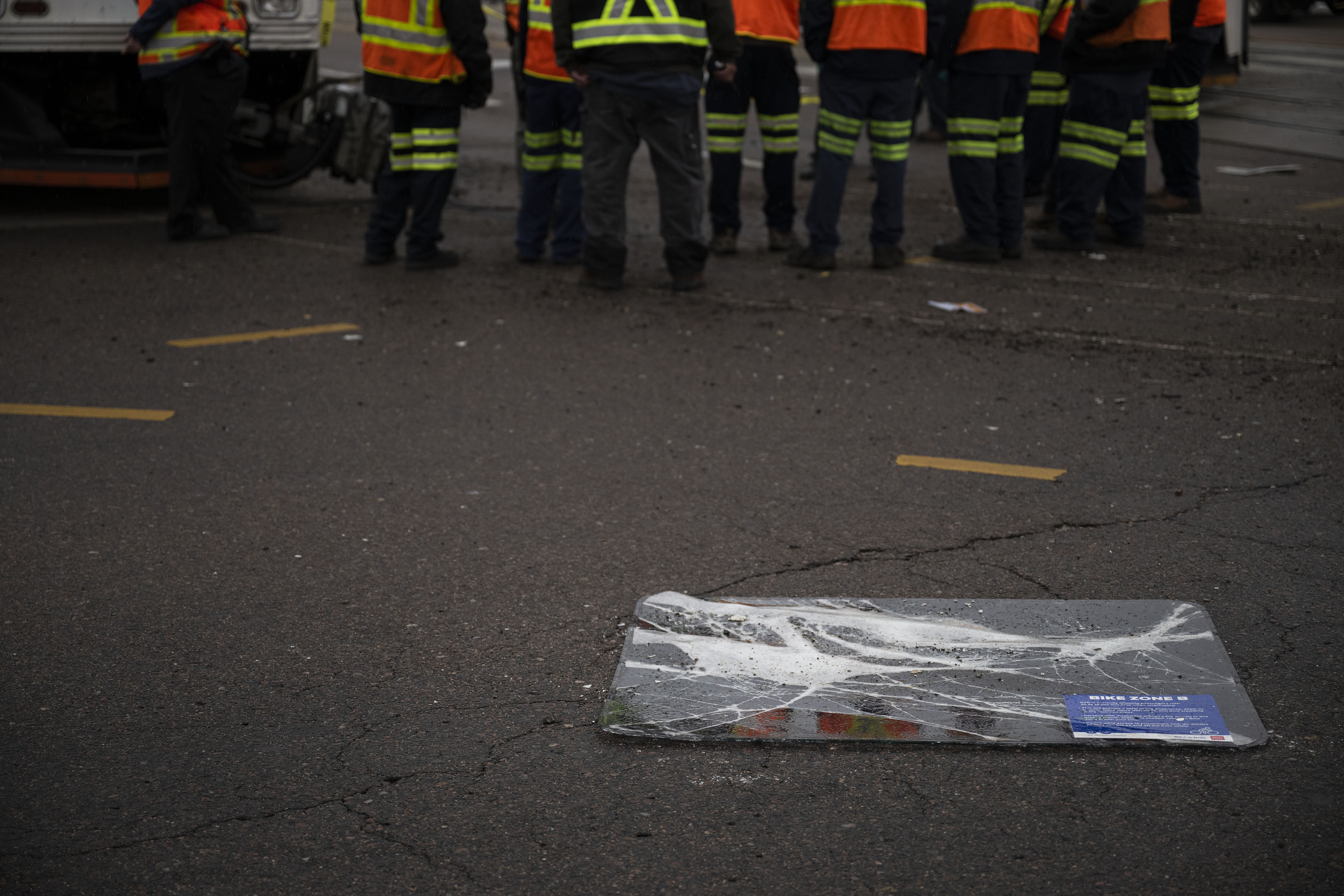 A window from a RTD light-rail train sits in the intersection after the train derailed at East Exposition Avenue and South Sable Boulevard on Wednesday, Sept. 21, in Aurora, Colo.(TIMOTHY HURST/THE DENVER GAZETTE) (TimHursttim.hurst@gazette.comhttps://secure.gravatar.com/avatar/aca82bd62b4ee425c598527cd6faa1b1?d=mm&r=g)