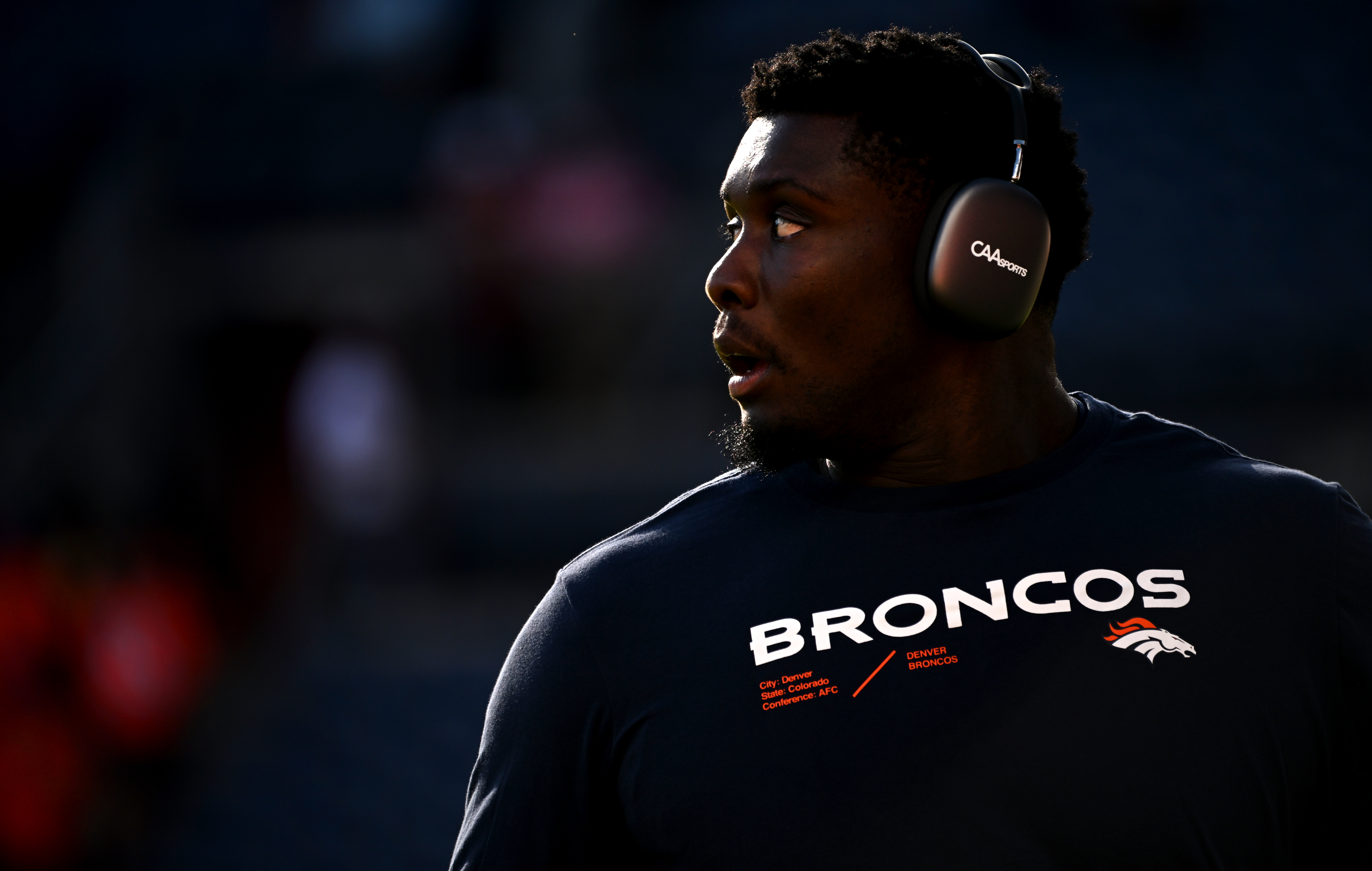 Denver Broncos center Lloyd Cushenberry III (79) warms up before the Denver Broncos game against the San Francisco 49ers Sunday, Sept. 25, 2022, at Empower Field at Mile High in Denver. (The Gazette, Christian Murdock) (Christian Murdock/The Gazette)