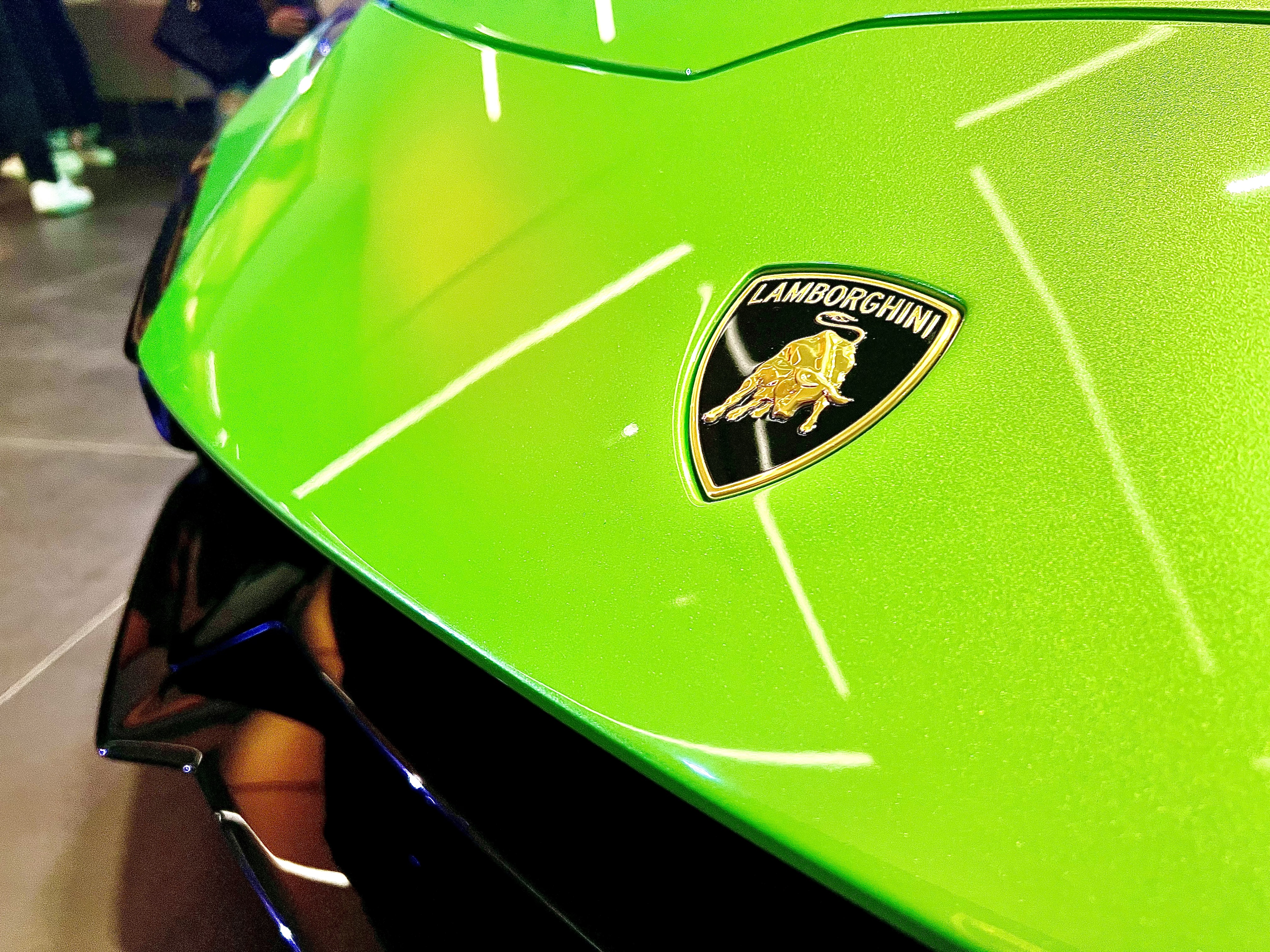 Lamborghini, Mike Ward host opening event in Highlands Ranch