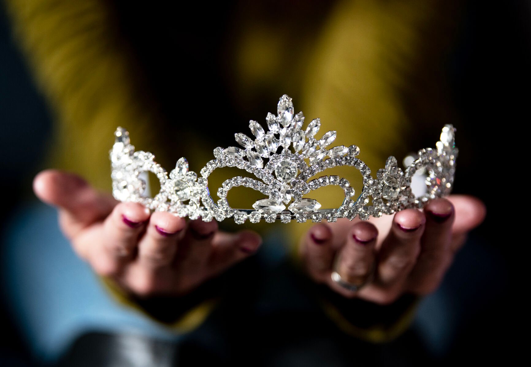 Mrs. Colorado Springs uses title, young-onset Alzheimer’s diagnosis to spread awareness about dementia