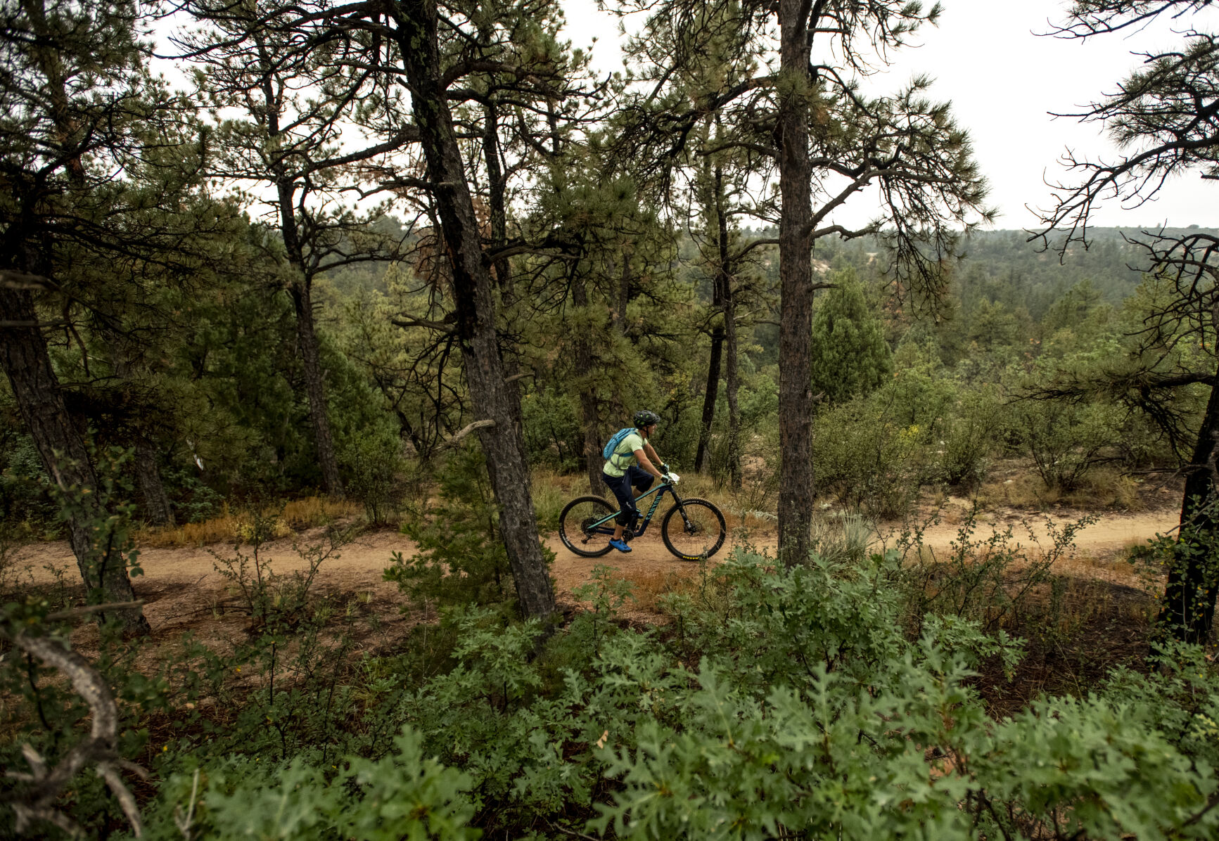 Cyclists compete in an 11.5 mile race at Palmer Park, kicking off the first of the Pikes Peak APEX four-day mountain bike challenge on Thursday, Sept. 22, 2022. (The Gazette, Parker Seibold) (Parker Seibold/ The Gazette)