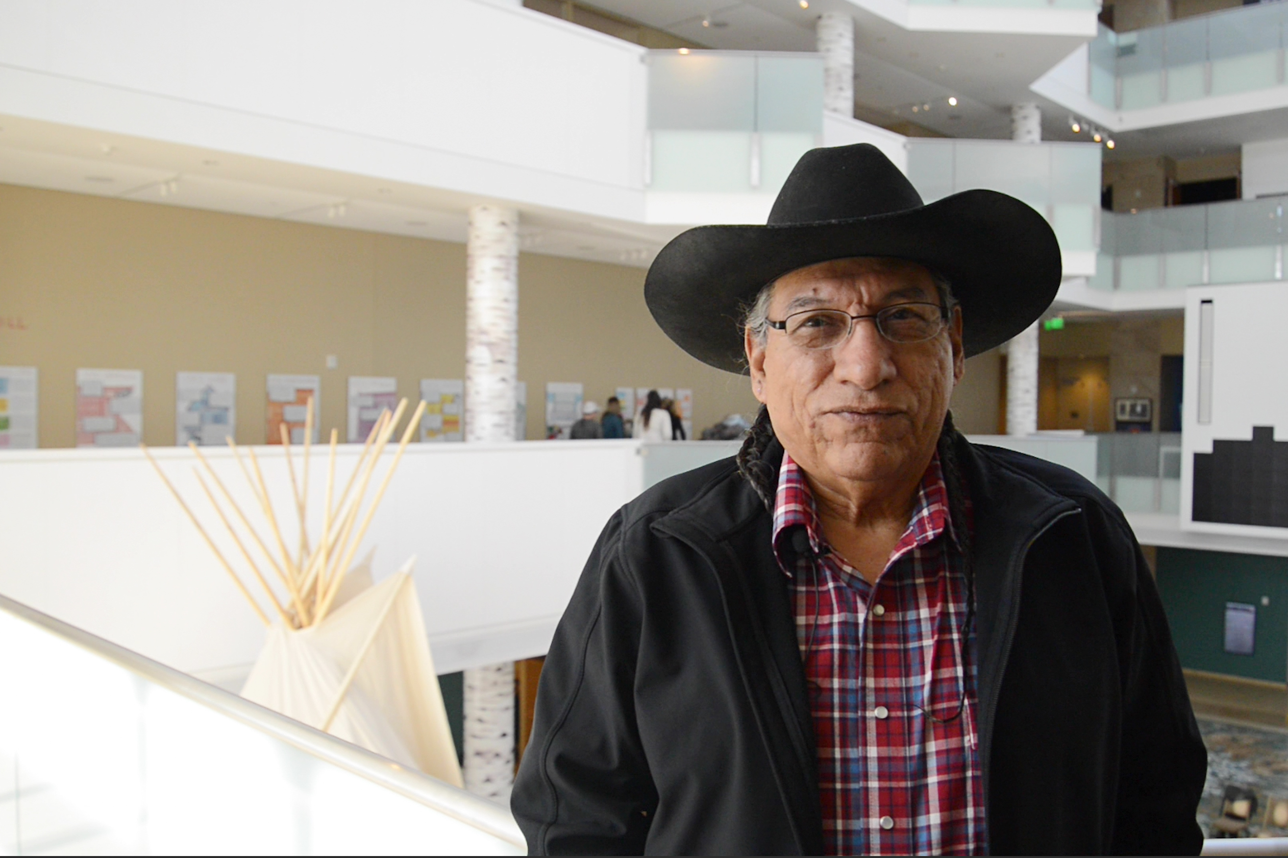 Fred Mosqueda, an Arapaho representative, discusses the new Sand Creek Massacre exhibit at History Colorado (TomHellauerMultimedia Producertom.hellauer@denvergazette.comhttps://denvergazette.com/content/tncms/avatars/f/9e/622/f9e6228a-3b6b-11ed-bf10-fbb71fa8e421.f54b911252c540f1d61709edc4727a39.png)