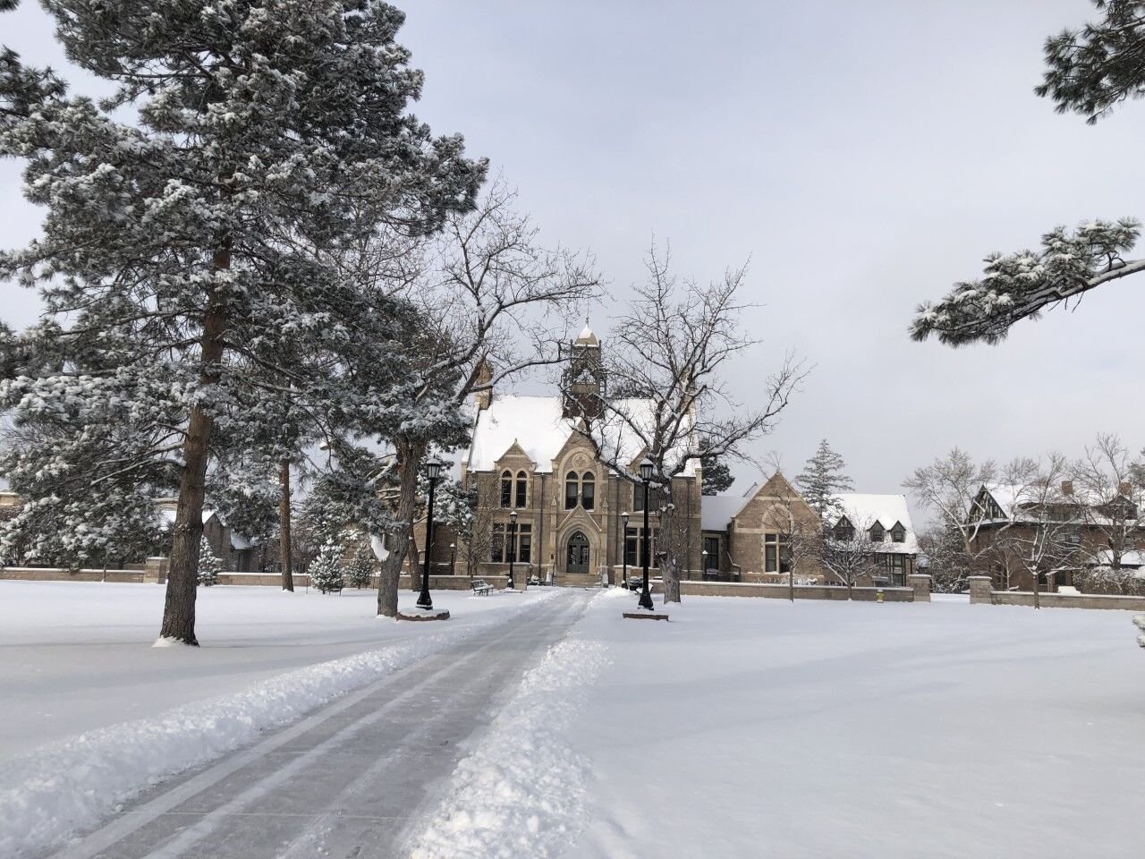 ‘Arctic airmass’ brings first major snowfall of season to Colorado Springs