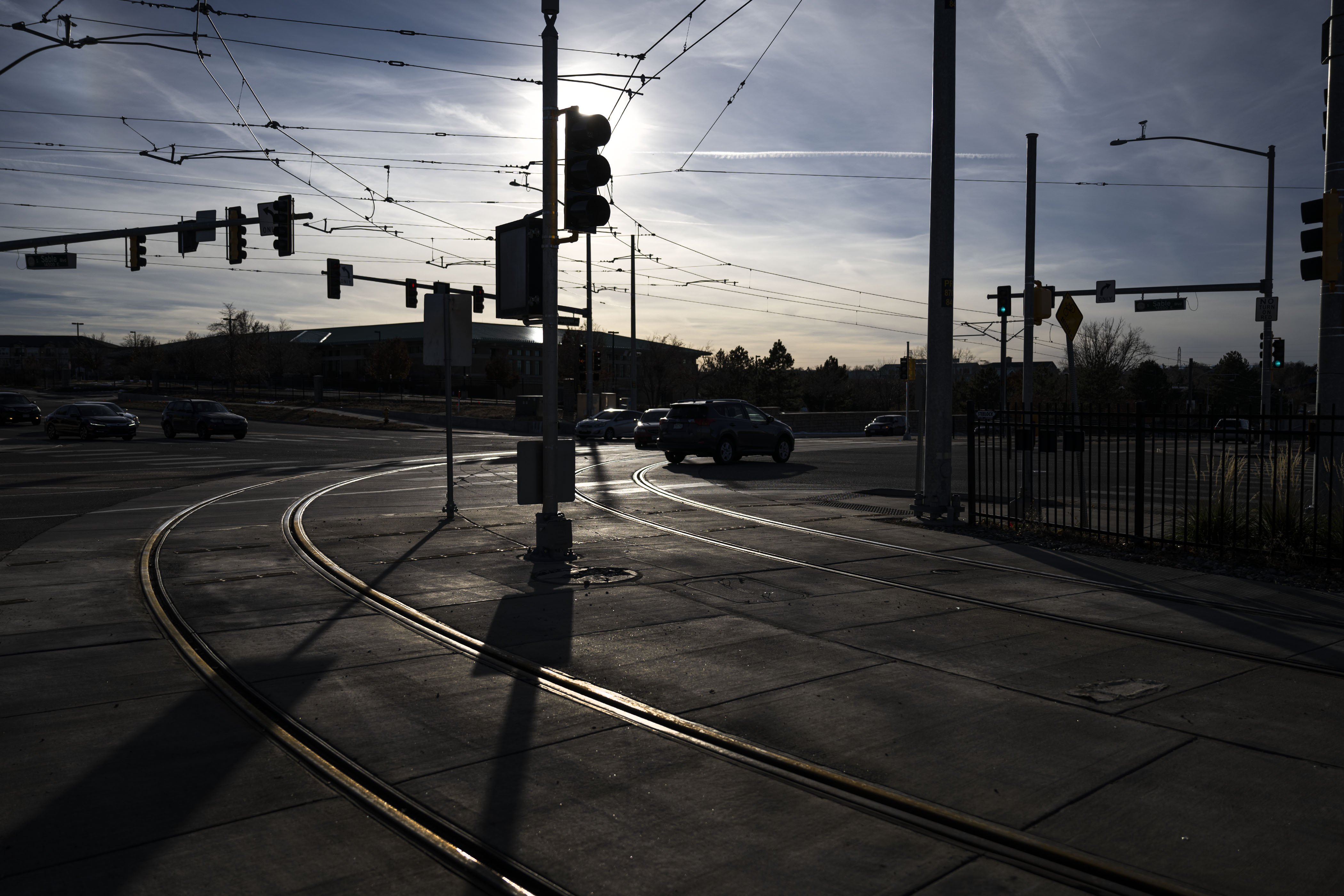 A train signal box for southbound trains is mounted on a pole at the curve in the RTD light rail tracks on Tuesday, Nov. 22, 2022, at the intersection of South Sable Boulevard and East Exposition Avenue in Aurora, Colo. (Timothy Hurst/The Denver Gazette) (TimHursttim.hurst@gazette.comhttps://secure.gravatar.com/avatar/aca82bd62b4ee425c598527cd6faa1b1?d=mm&r=g)