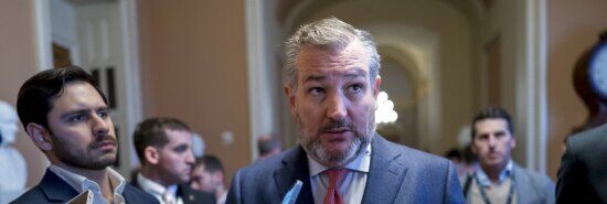 Cruz confirms Senate reelection bid but leaves open option to seek presidency in 2024