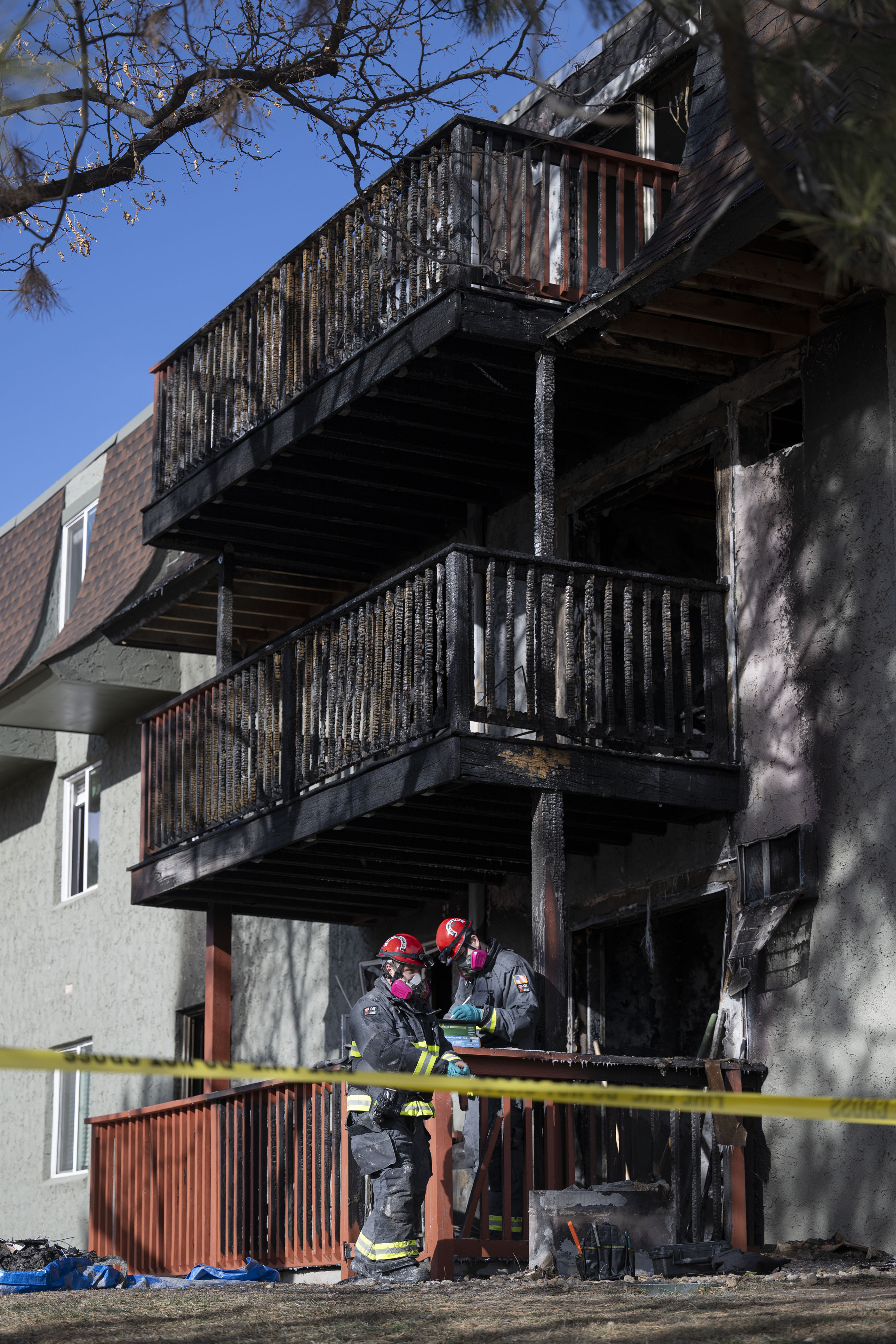 Arvada apartment fire kills 1, leaves 50 homeless