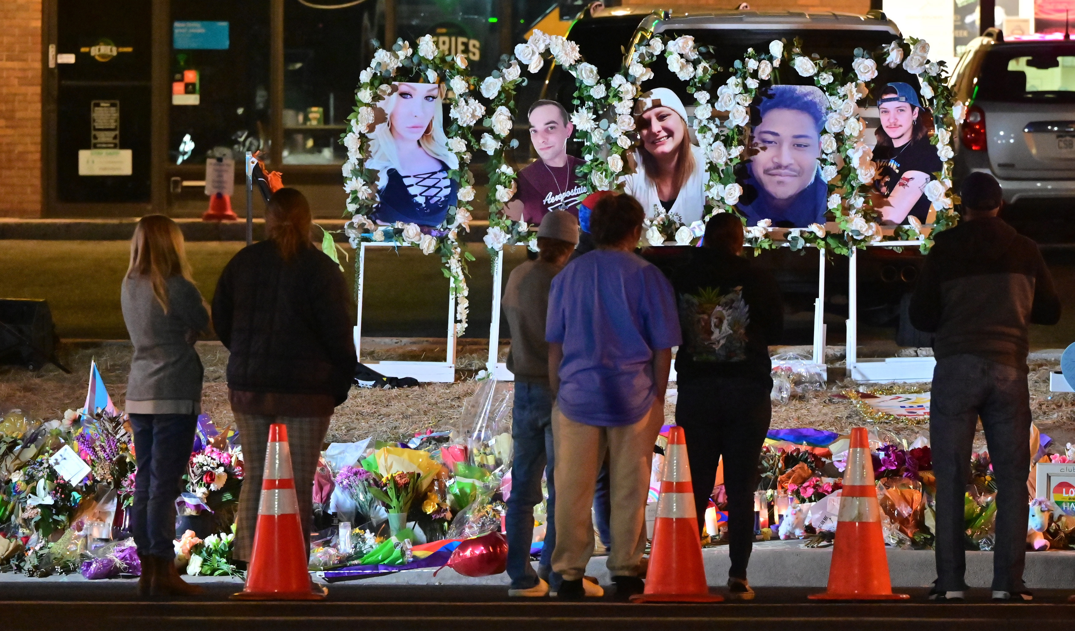 Organizer of largest Club Q GoFundMe says 100% of donations will go to survivors, victims