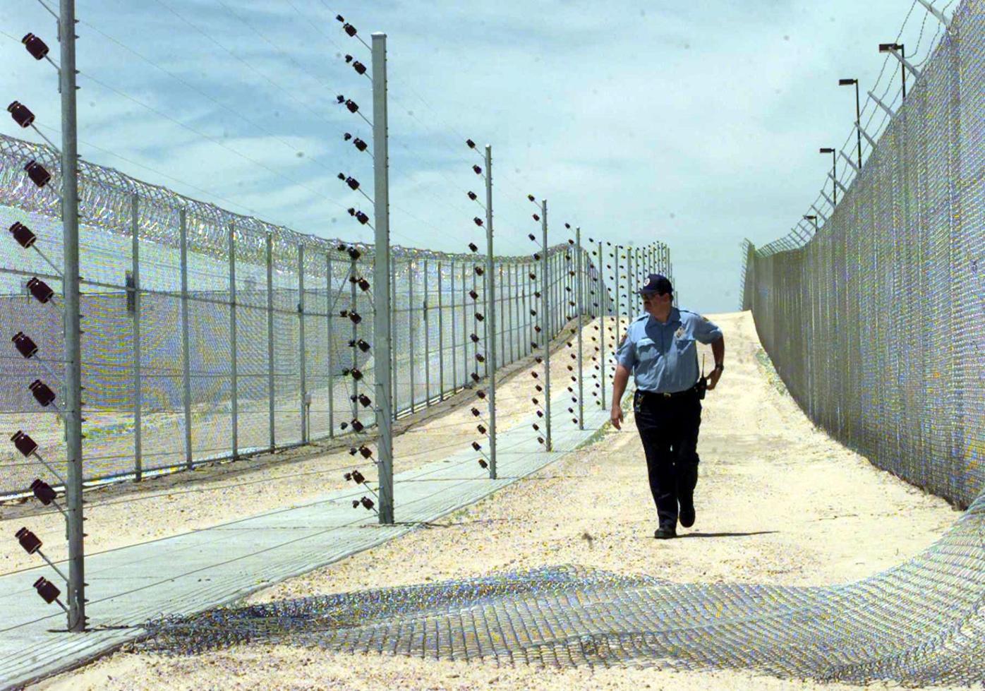 Bills advance to prevent police lying to minors, expand DNA testing, limit prison restraints