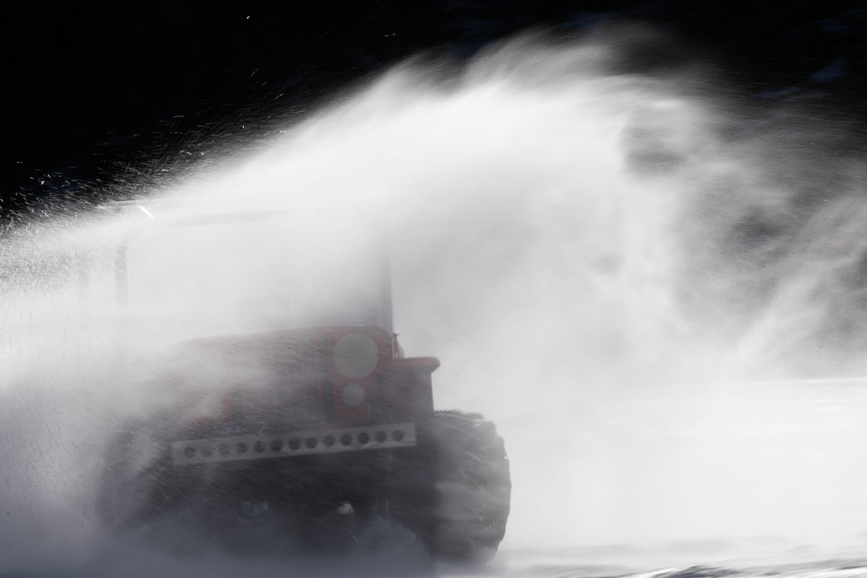 Joe Huffaker’s race Jeep kicks up a cloud of snow and ice during the first day of the Our Gang 4 Wheelers ice racing club’s 2023 racing season on Saturday, Jan. 7, 2023, in Georgetown, Colo.(Timothy Hurst/The Denver Gazette) (TIMOTHY HURST/DENVER GAZETTE)