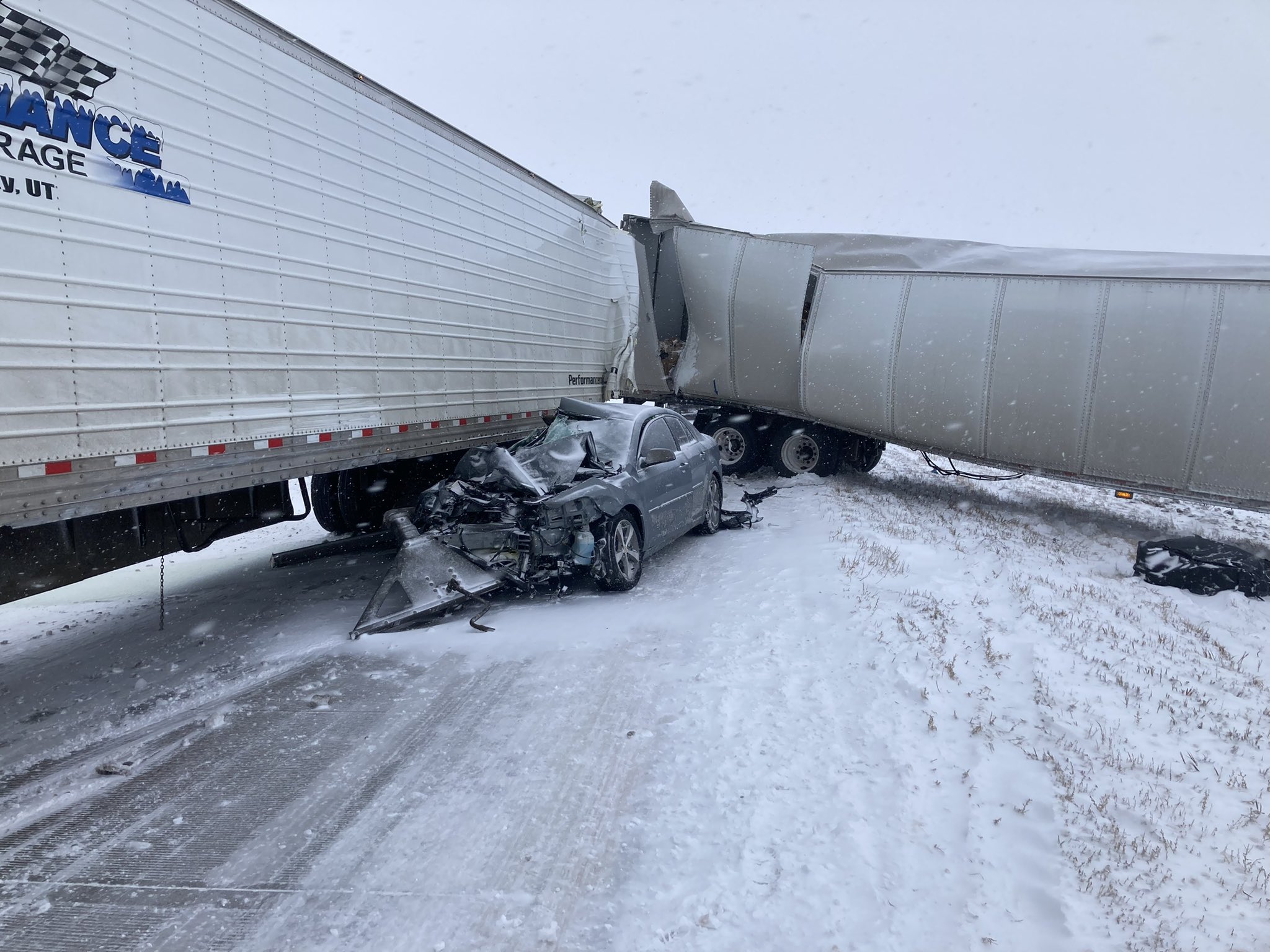 I-70 reopens between Airpark and Kansas border following overnight closure