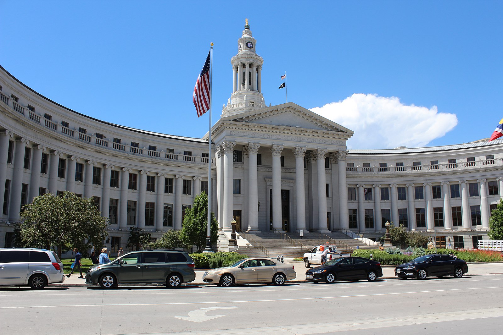 Free counsel for residents facing eviction passes first Denver City Council vote