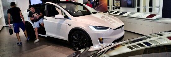 German electric vehicle sales drop after subsidies expire