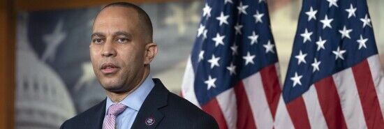 Hakeem Jeffries to visit southern border, one day after McCarthy