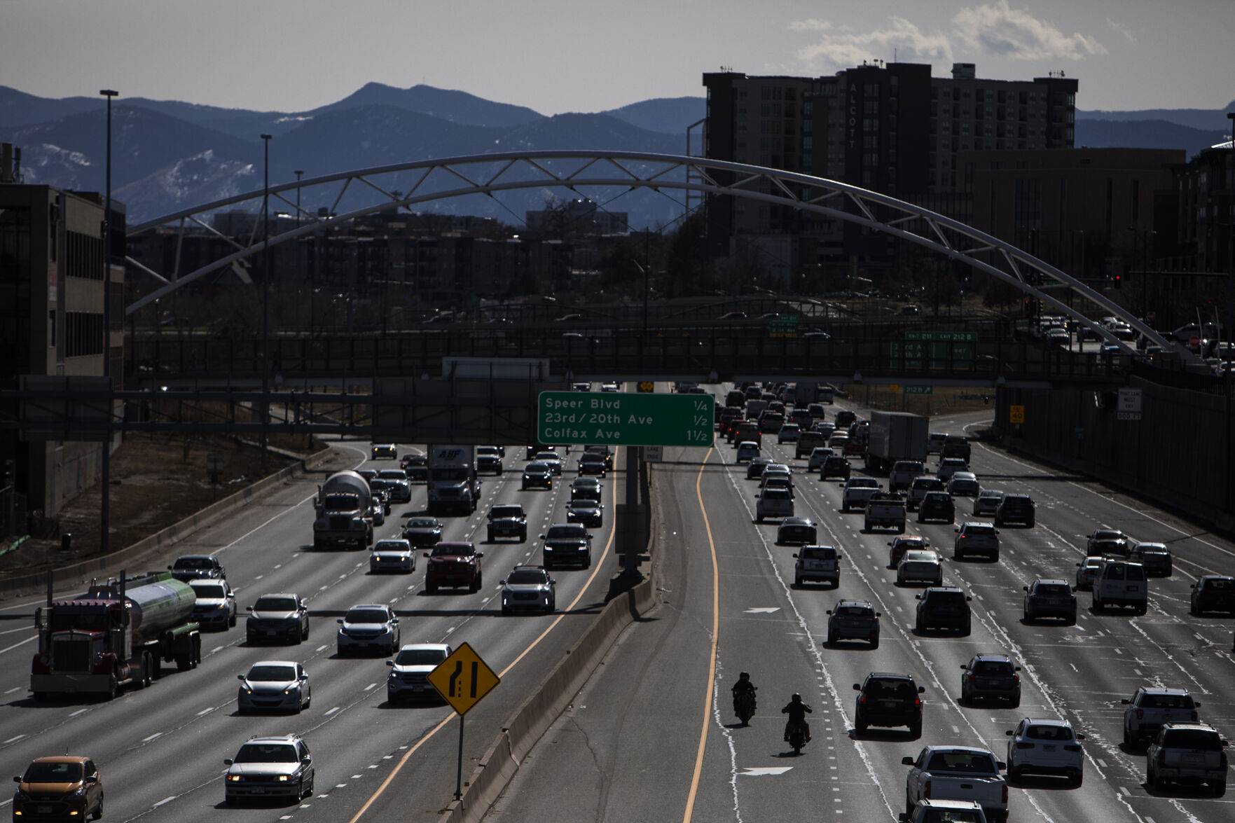 Dense afternoon traffic runs north and south on Interstate 25, just south of the 20th Street overpass in Denver. (TimHursttim.hurst@gazette.comhttps://secure.gravatar.com/avatar/aca82bd62b4ee425c598527cd6faa1b1?d=mm&r=g)