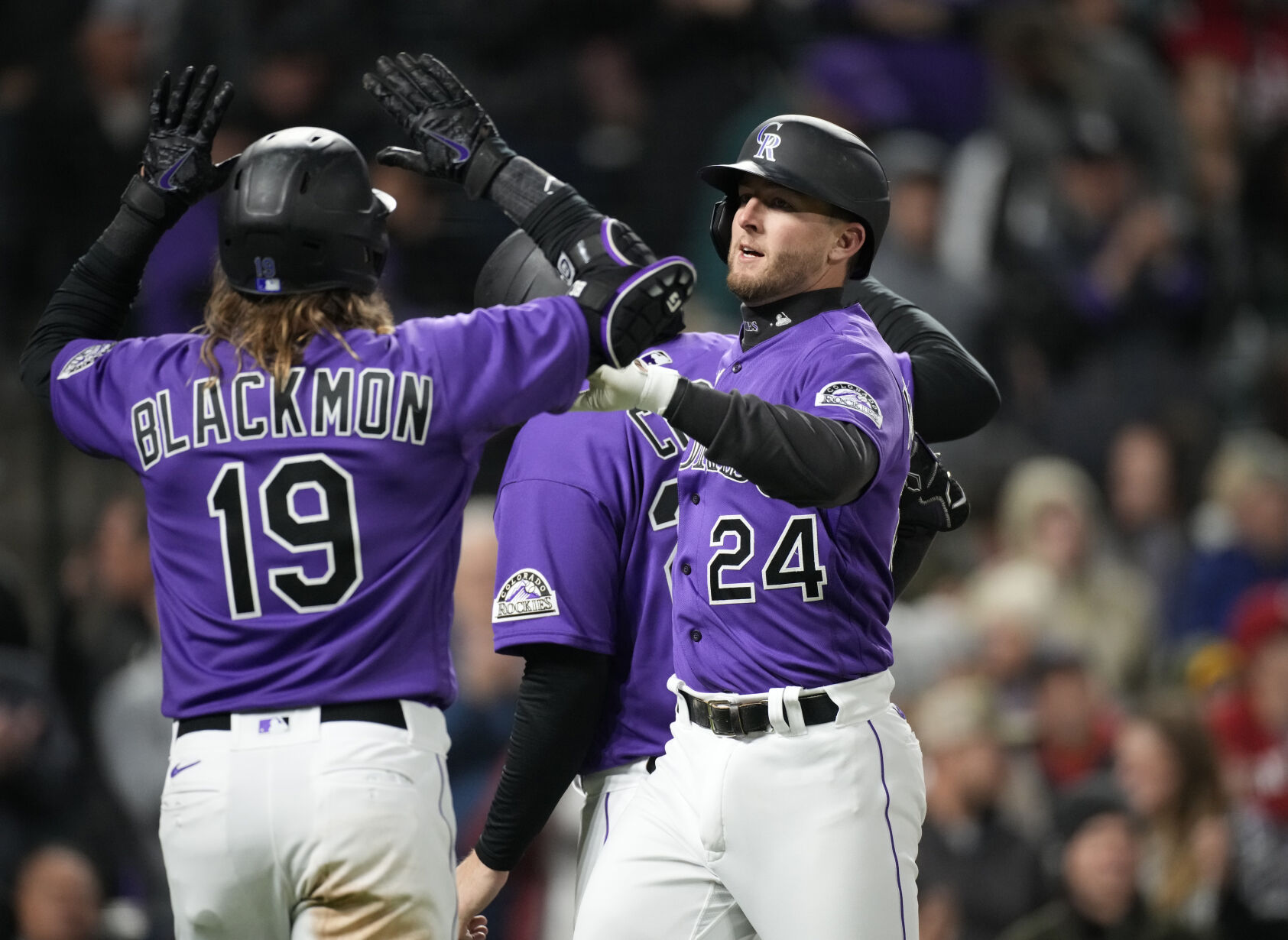 Ryan McMahon gets back on track as Rockies snap four-game losing streak