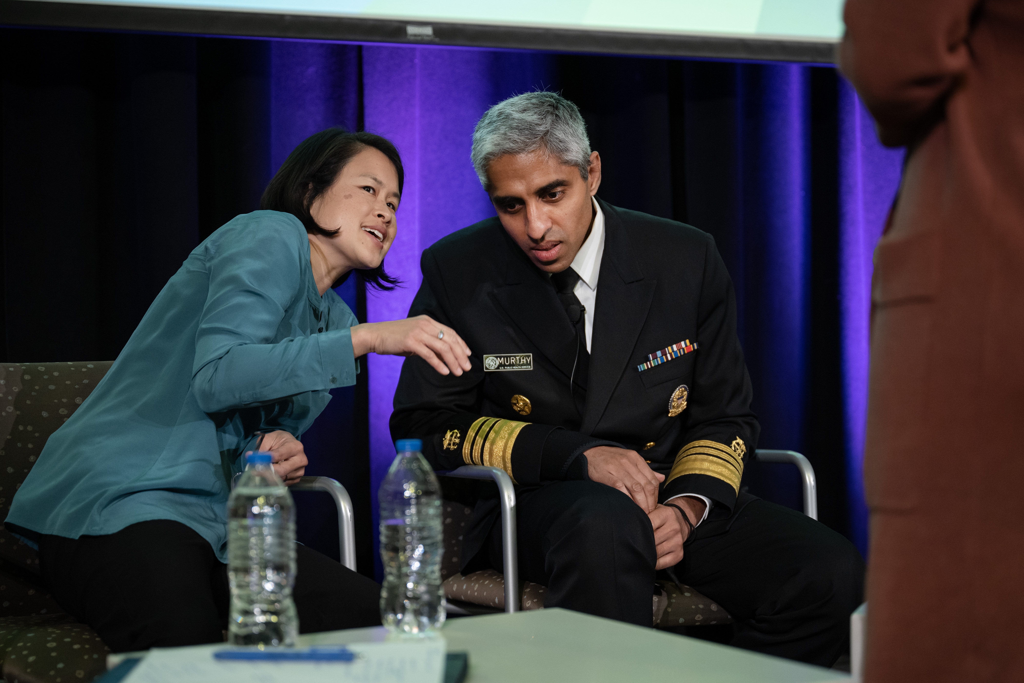 U.S. Surgeon General visits Children’s Hospital Colorado to talk about youth mental health crisis