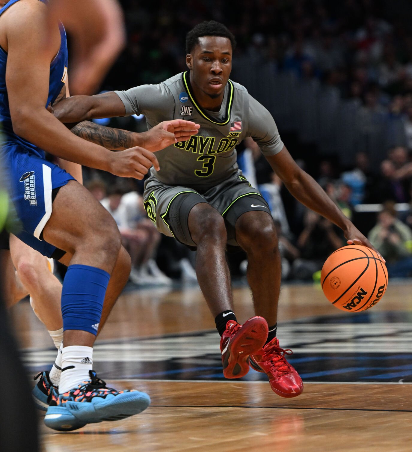 Baylor Bears guard Dale Bonner (3) drives toward the basket against the UC Santa Barbara Gauchos during the second half of a first round of the Men’s NCAA Tournament Friday, March 17, 2023, at Ball Arena in Denver. Baylor defeated UC Santa Barbara 74-56. (The Gazette, Christian Murdock) (Christian Murdock/The Gazette)