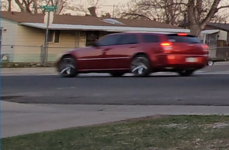 Adams County hit-and-run kills 16-year-old girl, suspect at large