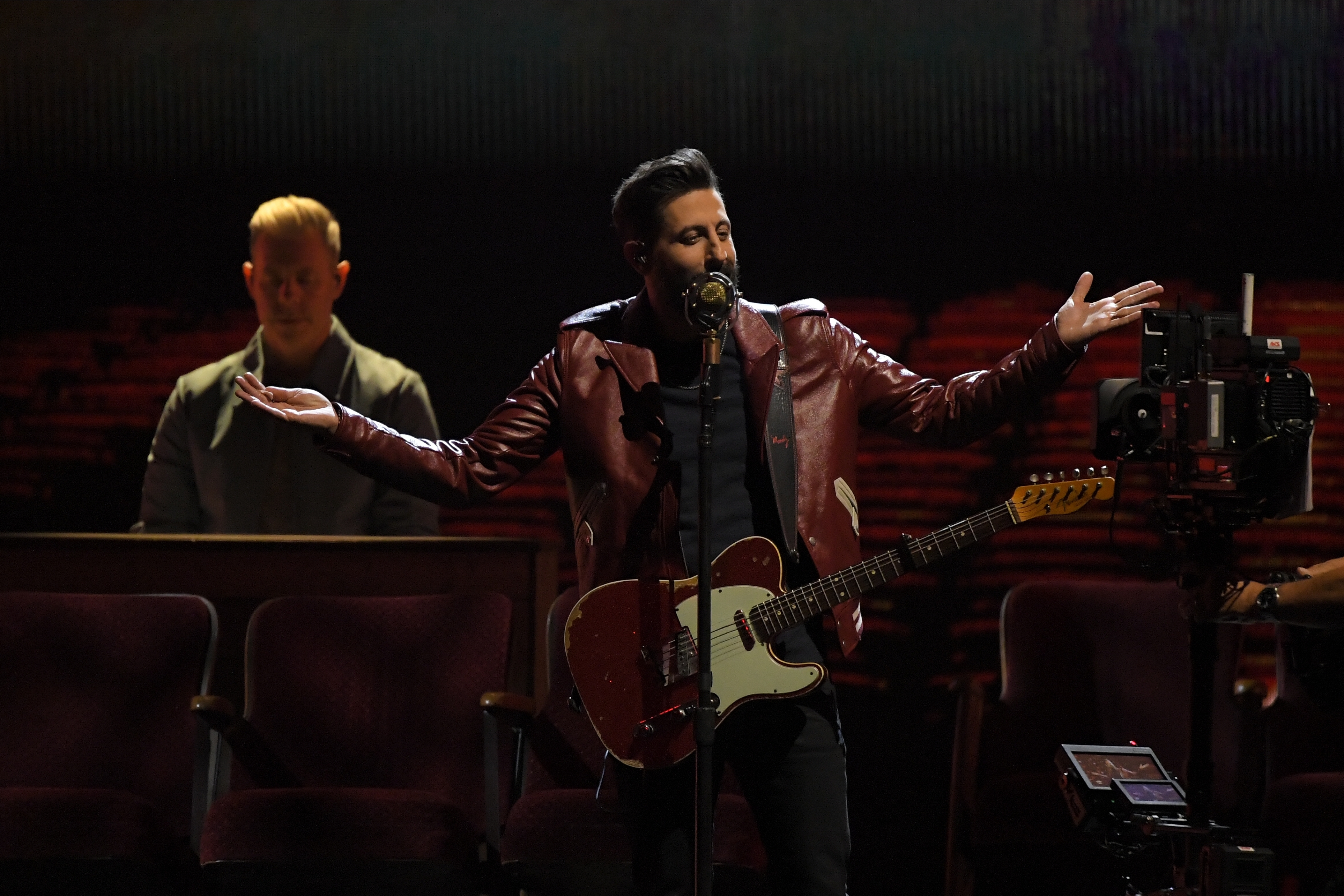 Matthew Ramsey of Old Dominion performs