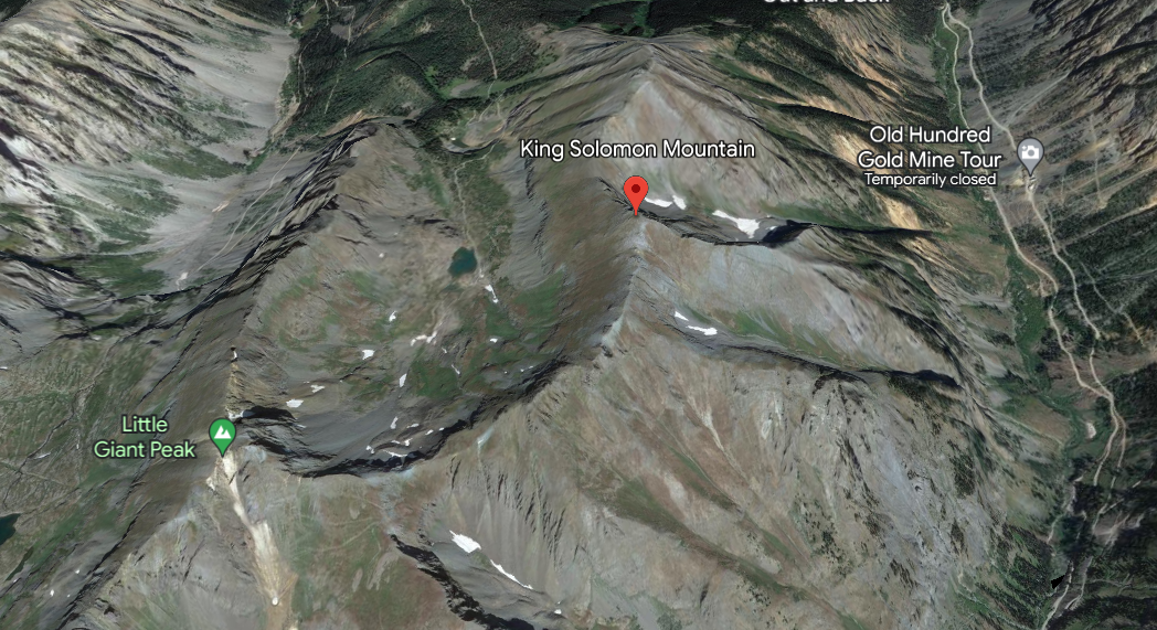 [VIDEO] 2 skiers caught and carried by large avalanche in Colorado