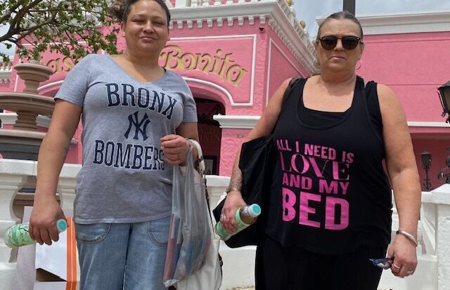 Casa Bonita fans