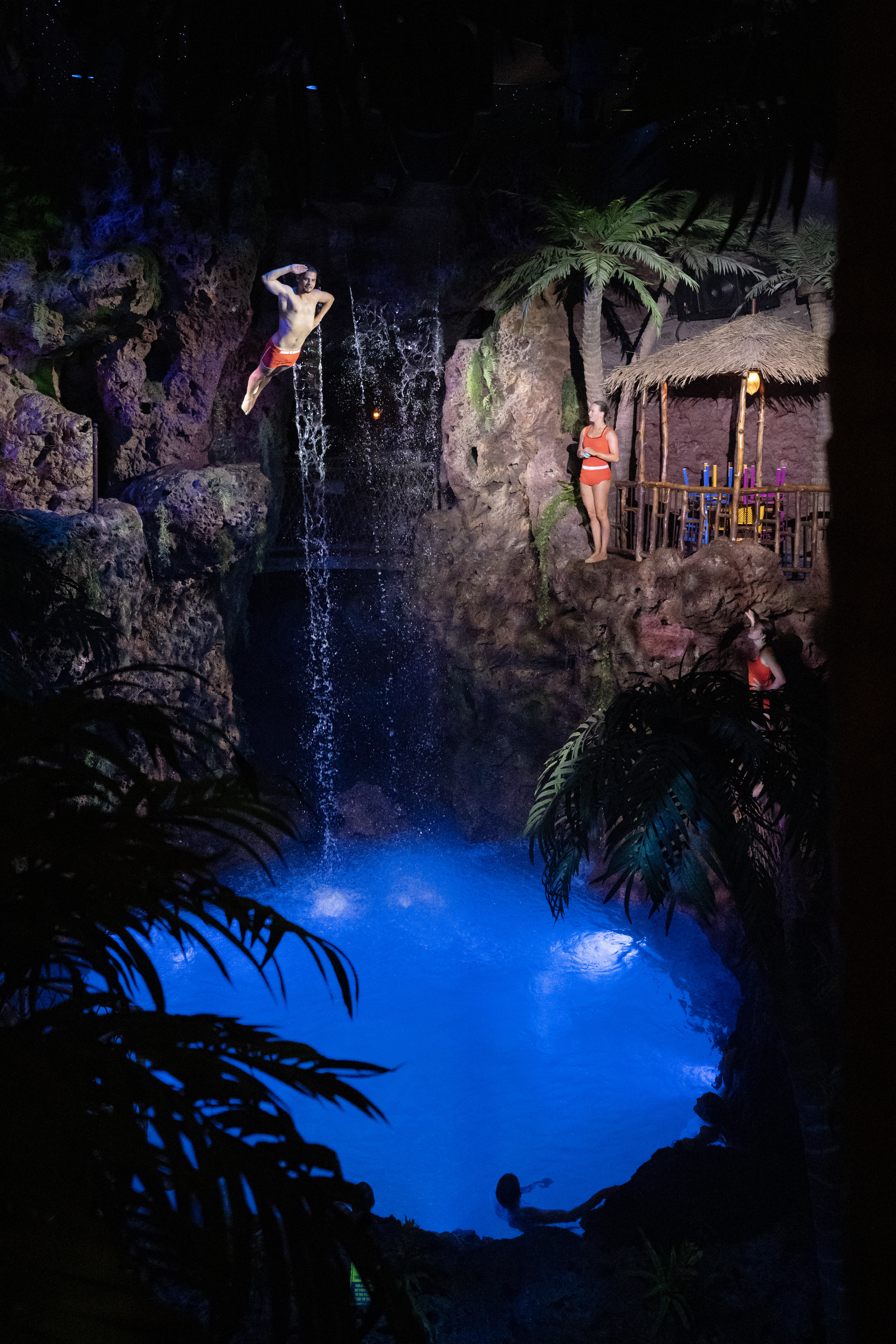 Cliff divers perform at Casa Bonita during a press tour of the newly-renovated restaurant on Friday, May 26, 2023, in Lakewood, Colo. (Timothy Hurst/Denver Gazette) (TimHursttim.hurst@gazette.comhttps://secure.gravatar.com/avatar/aca82bd62b4ee425c598527cd6faa1b1?d=mm&r=g)
