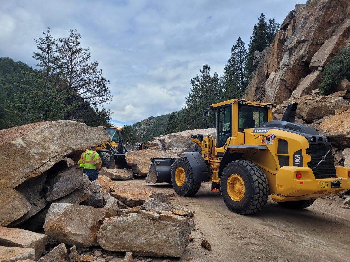 Massive rockslide on Colorado 7 between Lyons and Allenspark closes Highway 7. (Courtesy of the Colorado Department of Transportation)