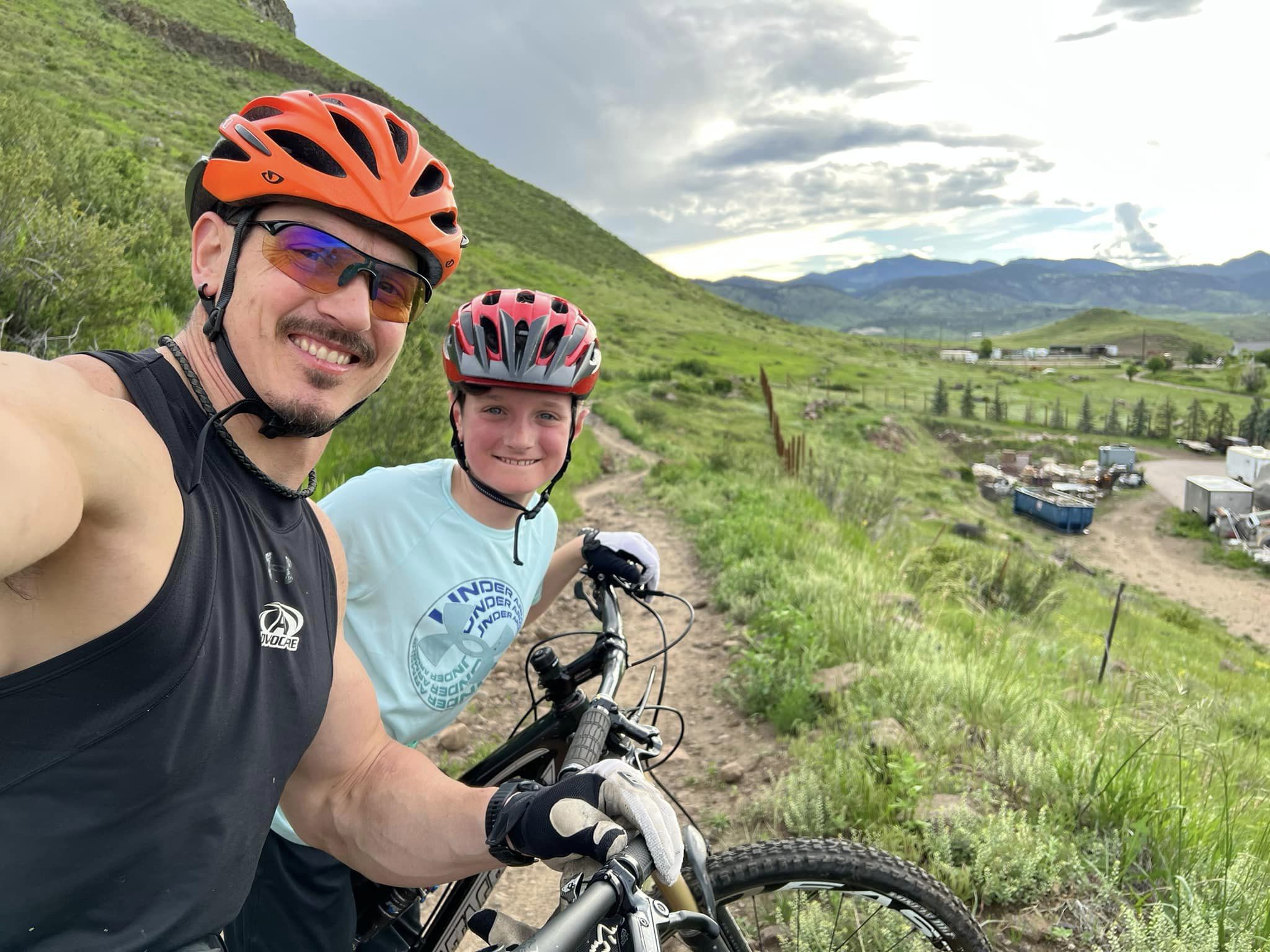 11-year-old mountain biker bit by rattlesnake in Golden, survives