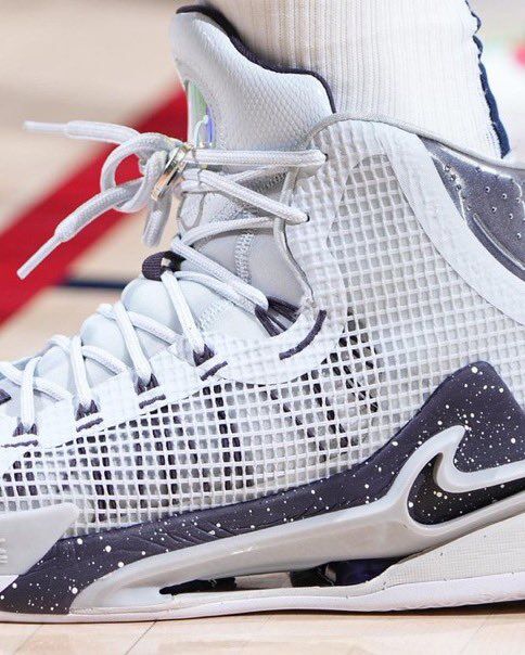 Nikola Jokic’s wedding ring tied to his shoe during a game in this photo posted to Twitter by NBA Retweet. (NBA Retweet via Twitter)