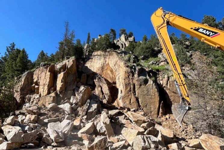 Massive rockslide on Colorado 7 between Lyons and Allenspark closes Highway 7. (Courtesy of the Colorado Department of Transportation)