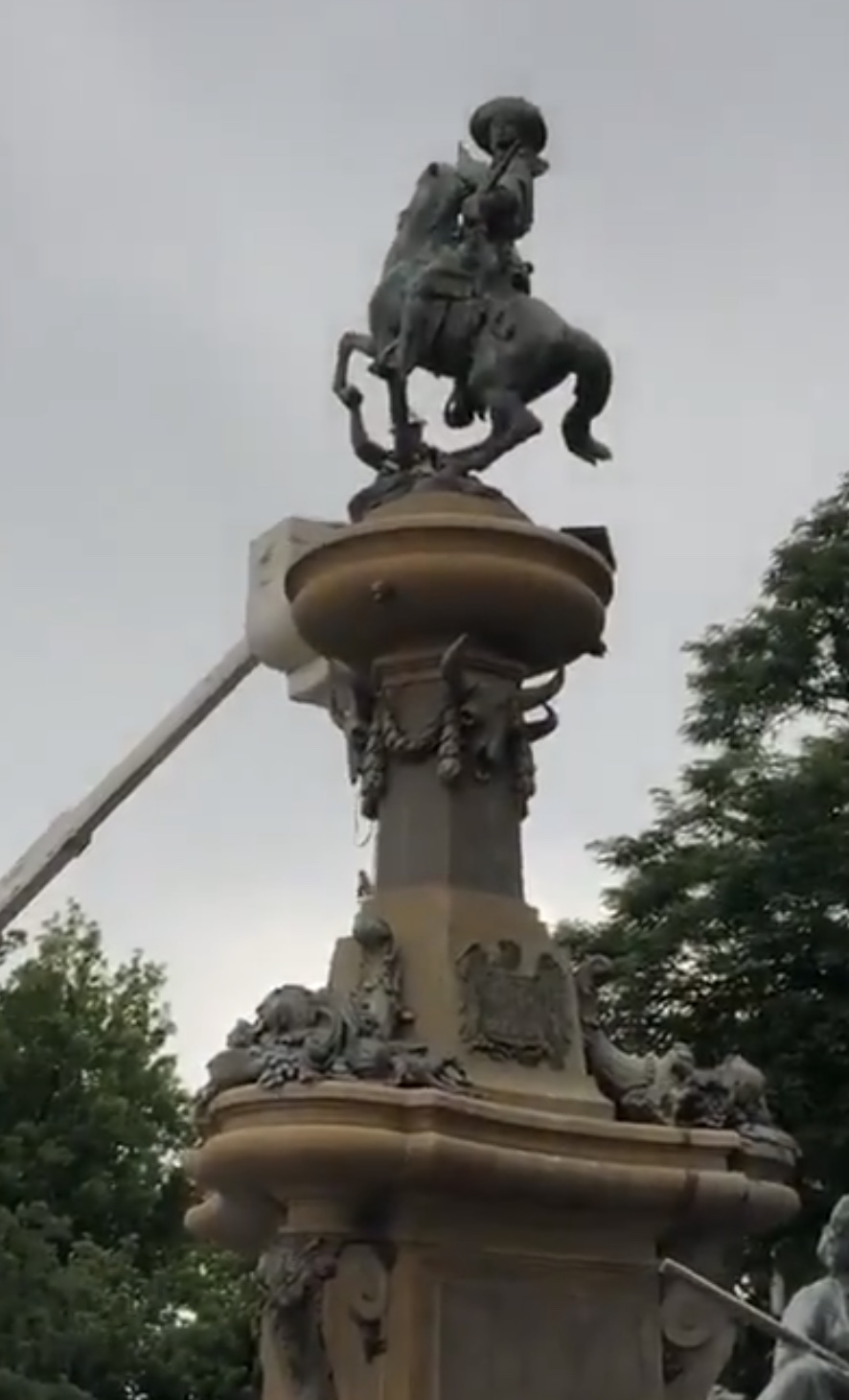 The city removed this statue honoring Kit Carson statue during protests in June 2020. (NOEL BRENNAN, 9Newa)