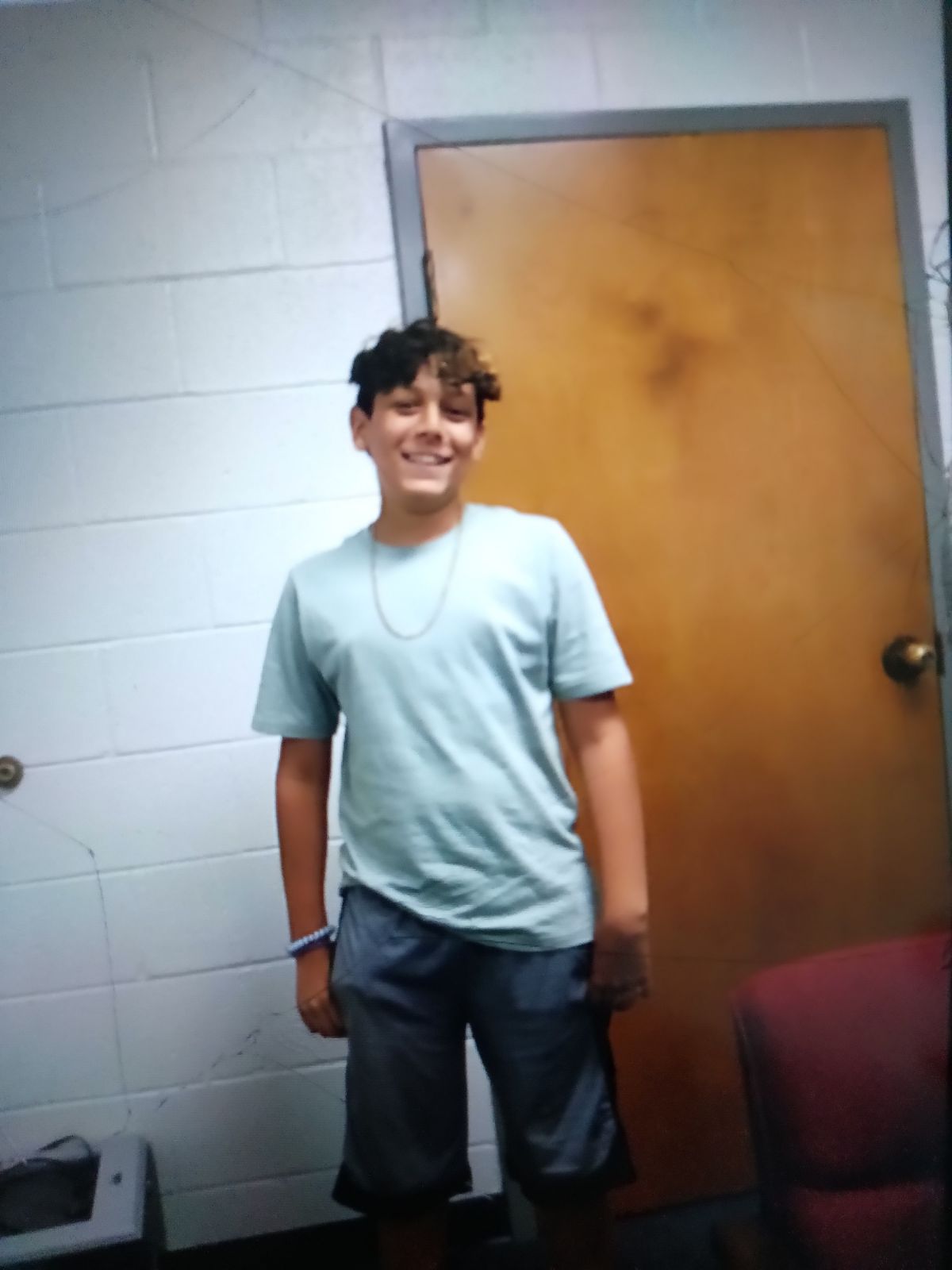 Aurora police searching for missing 13-year-old