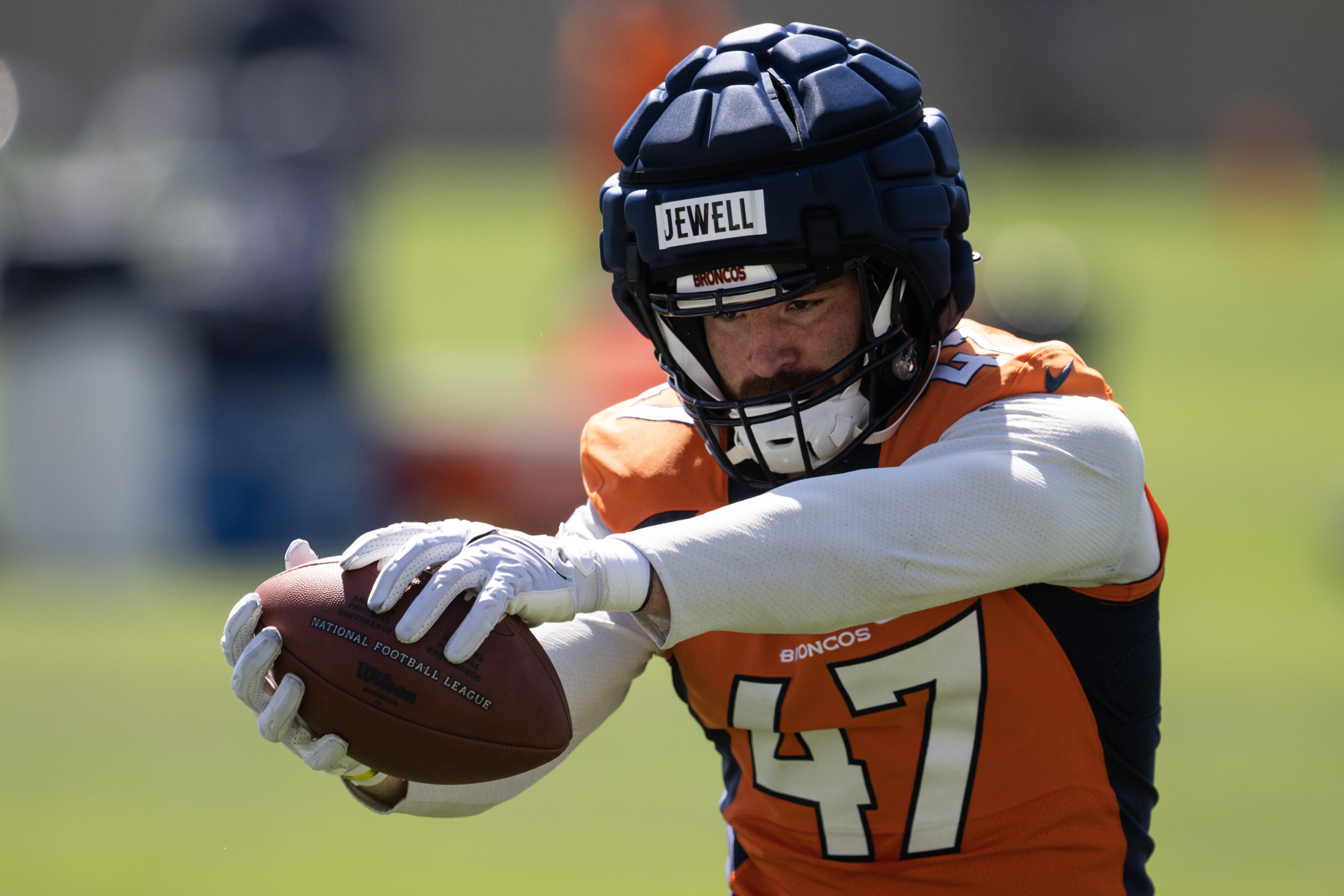 Denver Broncos inside linebacker Josey Jewell (47) pulls in a catch during training camp on Friday, July 28, 2023, at the Centura Health Training Center in Centennial, Colo. (Timothy Hurst/Denver Gazette) (TimHursttim.hurst@gazette.comhttps://secure.gravatar.com/avatar/aca82bd62b4ee425c598527cd6faa1b1?d=mm&r=g)