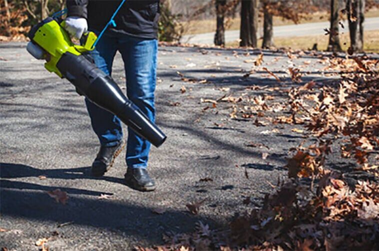 Leafblower (Getty images)