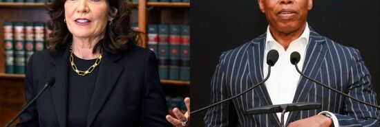 Kathy Hochul criticizes Eric Adams’s handling of New York City’s immigrant crisis