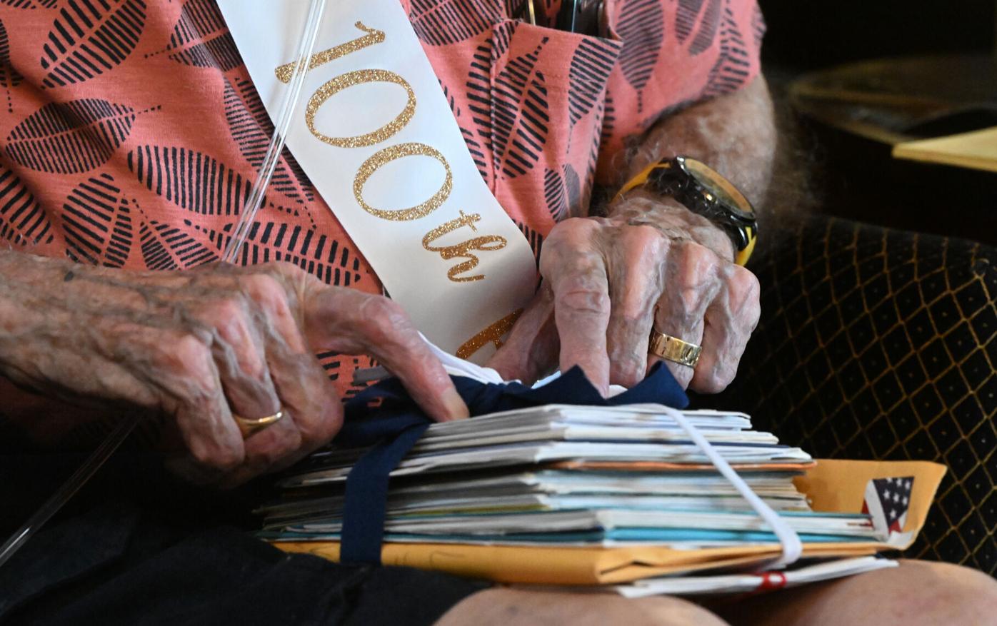 080723-news-dg-birthday 04.JPG