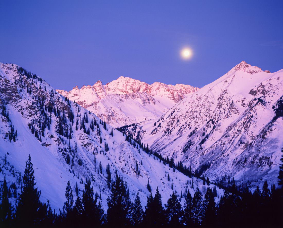 Castle PeakLocated in the Elk Mountains. Elevation: 14,265ft (12th). Difficulty: Difficult Class 2.Photo Credit: (Flickr) John Fielder