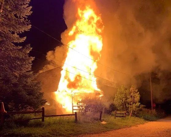 Nederland man charged with arson and animal cruelty