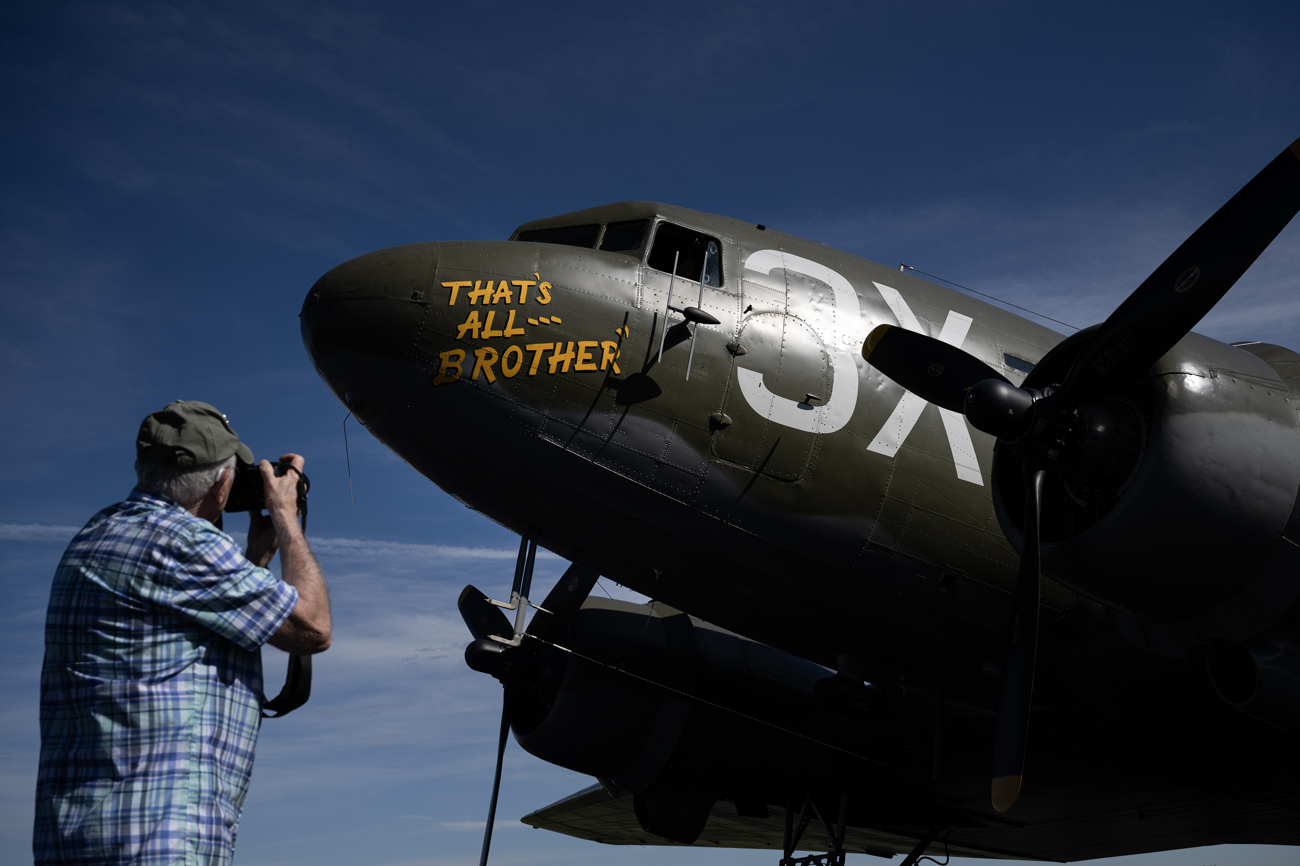 WWII plane used in D-Day, other historic aircraft, on display this weekend at Englewood airshow
