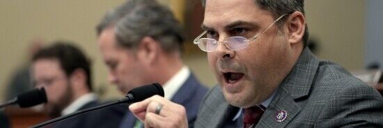 GOP veterans press conservatives to separate spending demands from defense appropriations