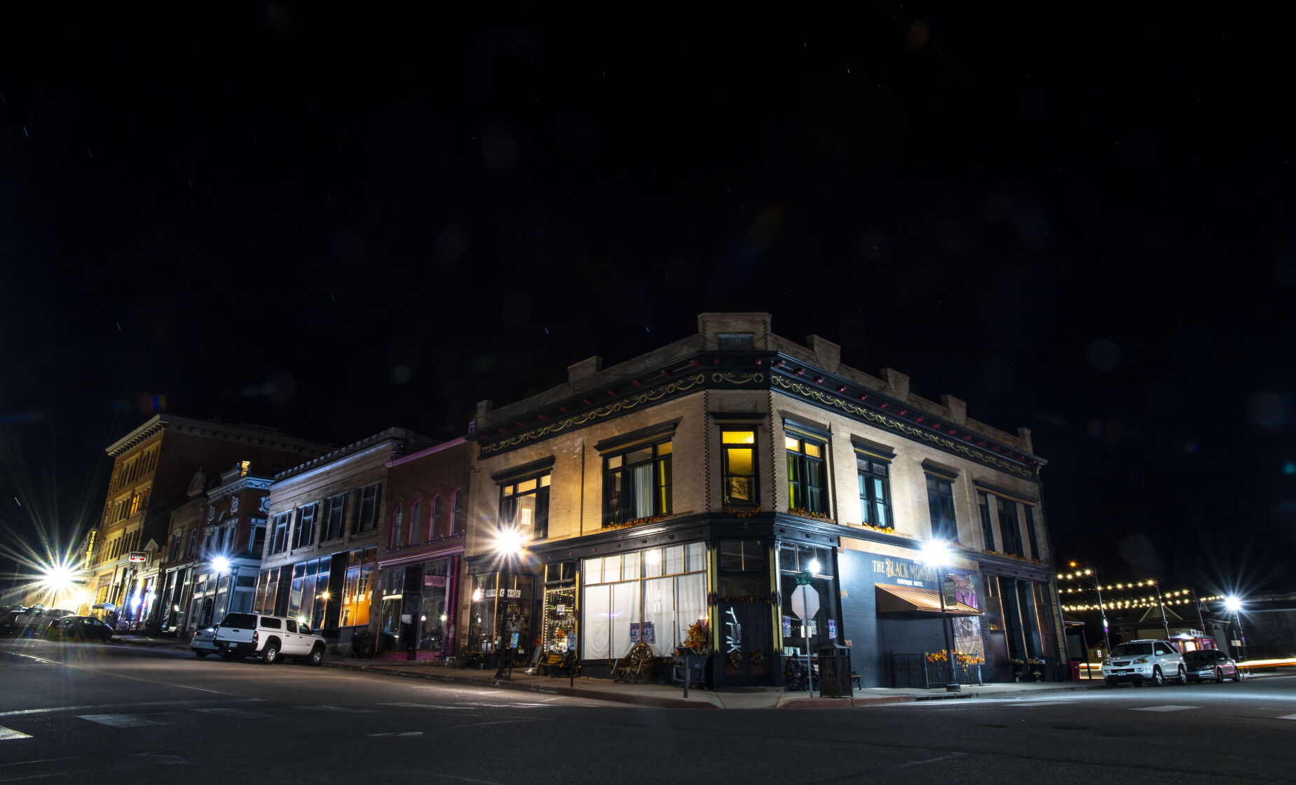 Pikes Pick: Spooky hotel in Colorado mountains sure to get you in Halloween spirit
