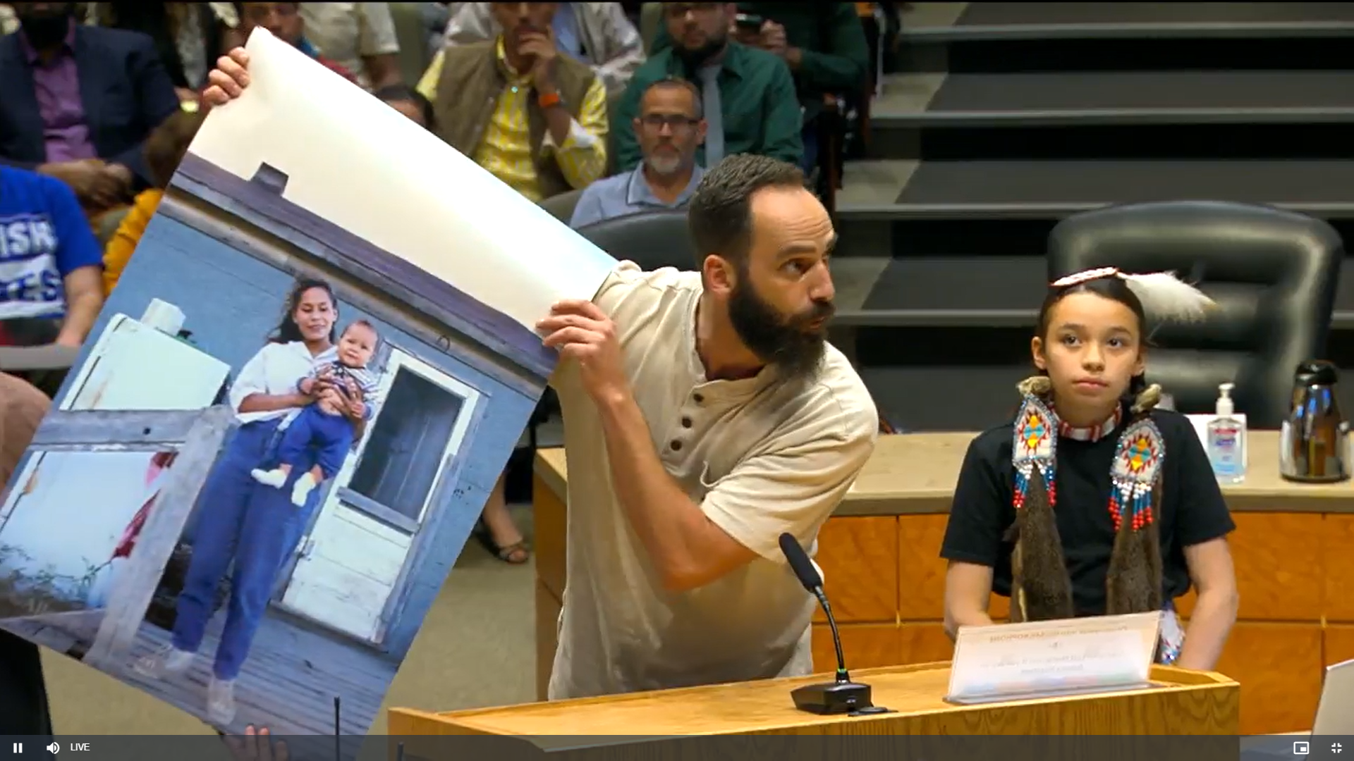 Aurora council passes statement of support for Israel after hours-long heated debate