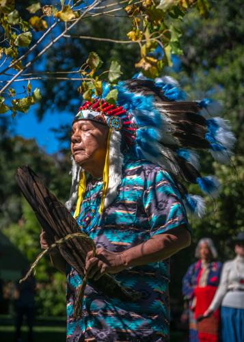 100923-news-indigenouspeoplesday-1.jpg