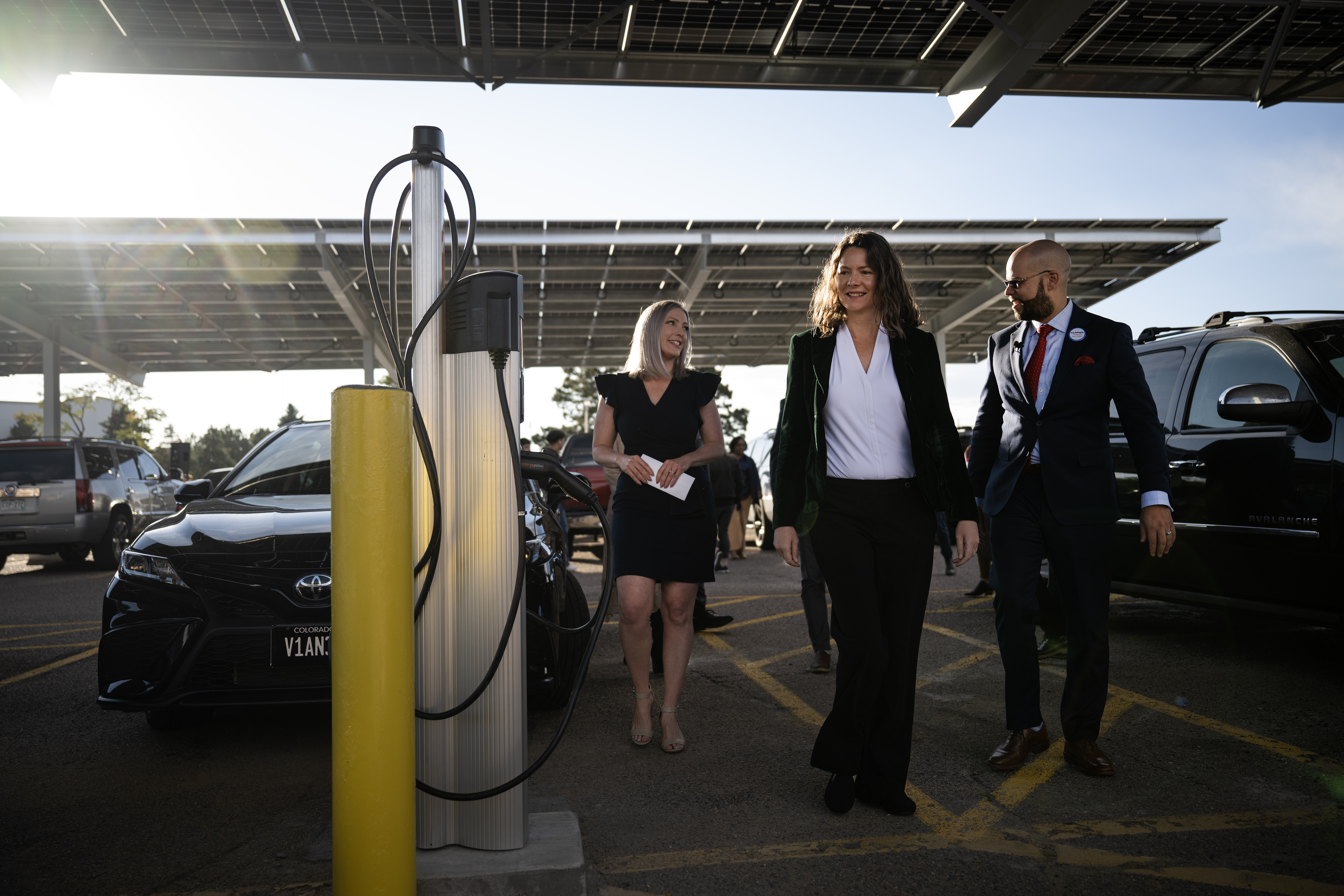 Solar carport canopy at Denver high school contributes to families who need relief from energy bills