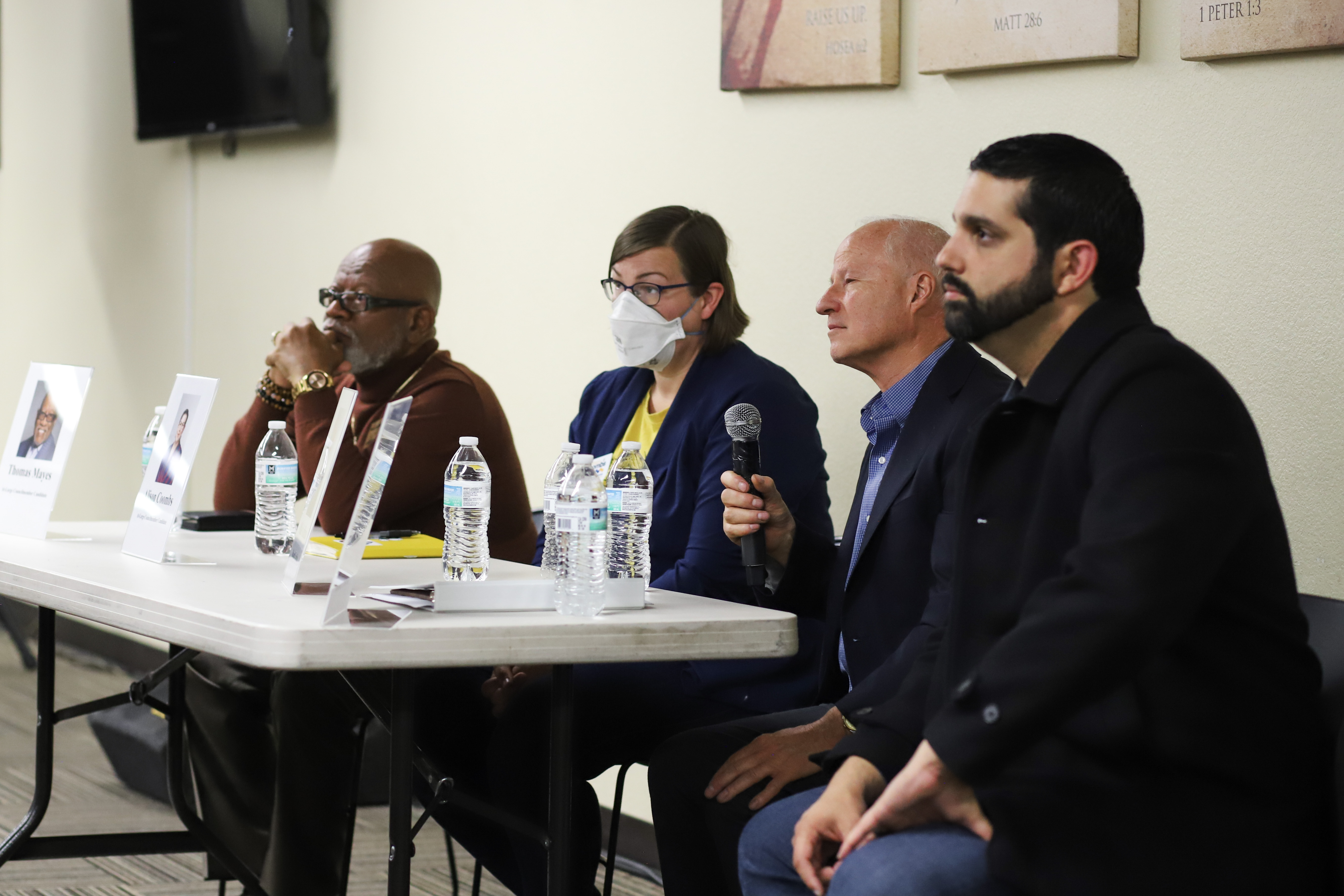 Left to right: Aurora at-large council candidates Thomas Mayes and Alison Coombs and mayoral candidates Mike Coffman and Juan Marcano listen to audience questions during a multilingual candidate forum Thursday. (KylaPearceAurora reporterkyla.pearce@denvergazette.comhttps://denvergazette.com/content/tncms/avatars/2/16/1e5/2161e54a-3f47-11ed-bc0c-ff41892600ae.4fb8f678b9b96eab286c33c5af828fe7.png)