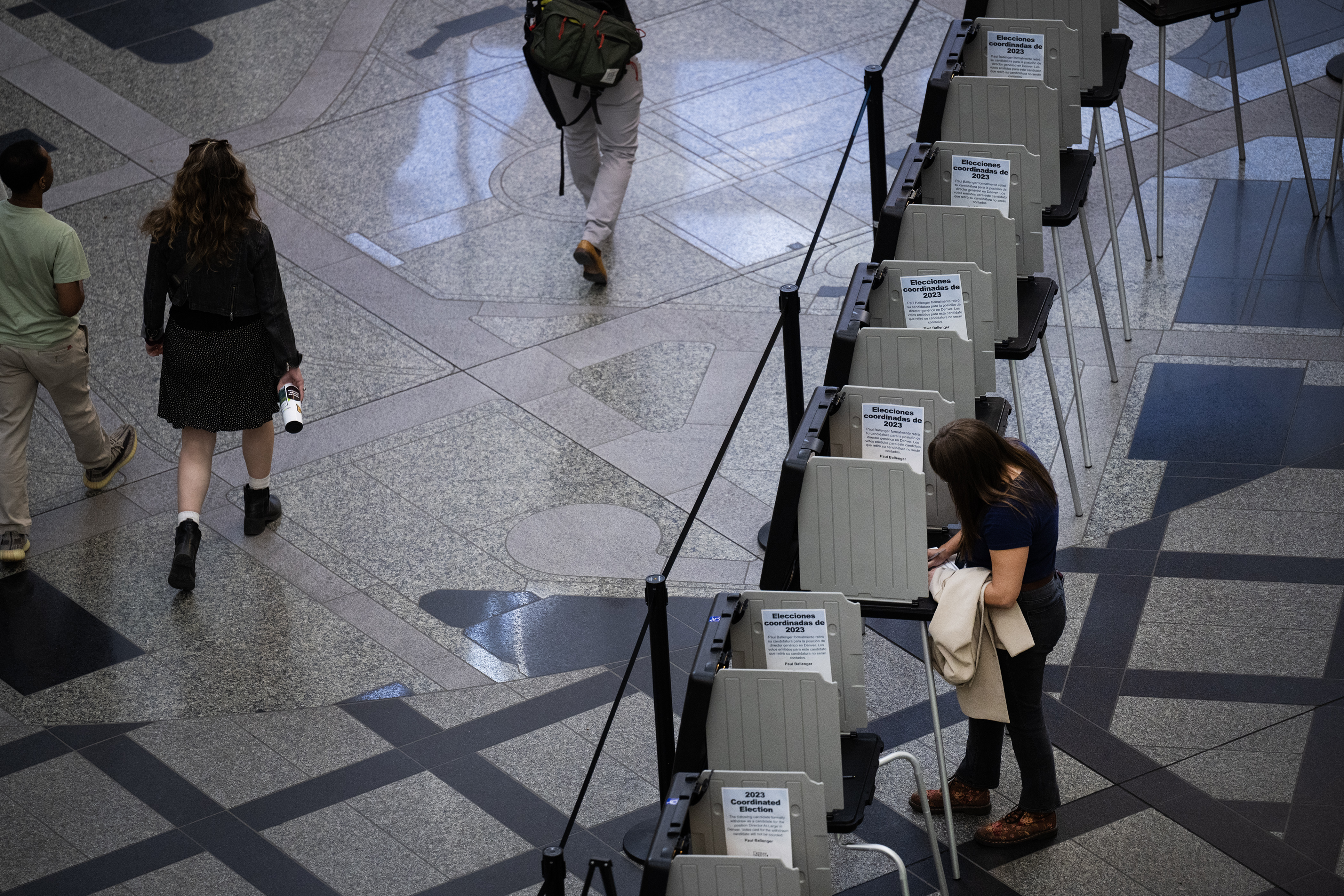 A voter fills out their ballot on Tuesday, Nov. 7, 2023, at the Webb Municipal Building in Denver, Colo. (Timothy Hurst/Denver Gazette) (TimHursttim.hurst@gazette.comhttps://secure.gravatar.com/avatar/aca82bd62b4ee425c598527cd6faa1b1?d=mm&r=g)