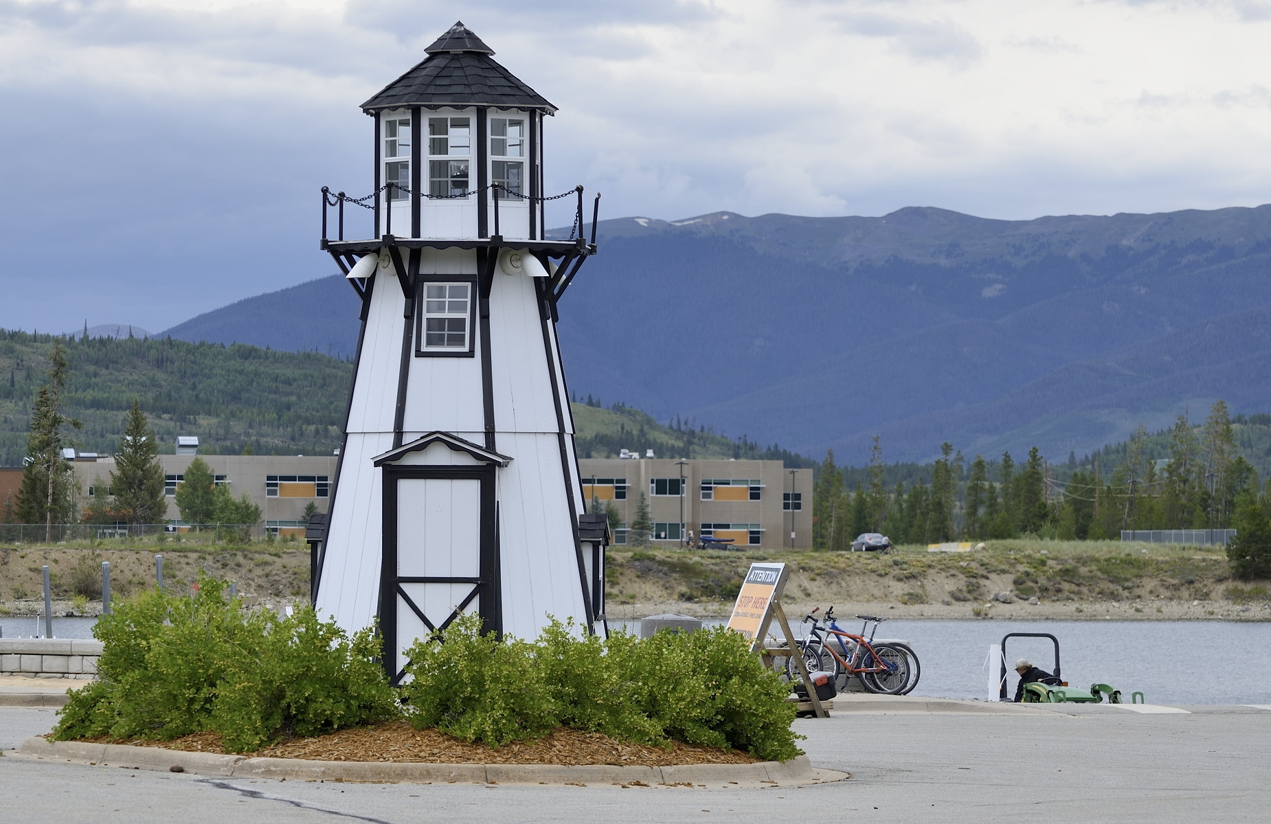 Frisco Bay lighthouse at Dillon Reservoir in Summit County. Photo Credit: RiverNorthPhotography (iStock). (RiverNorthPhotography)