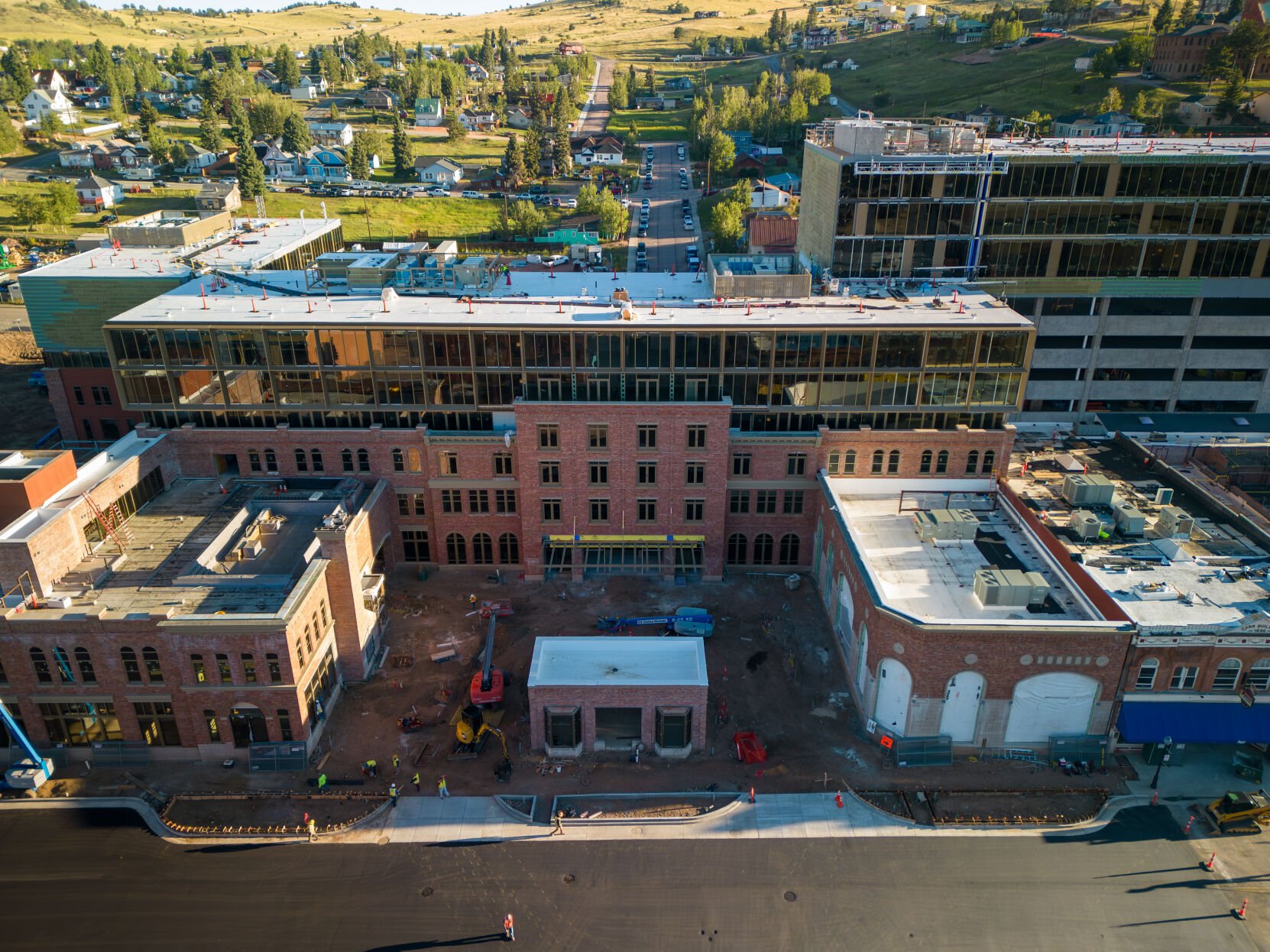 Las Vegas-style resort opens in Cripple Creek